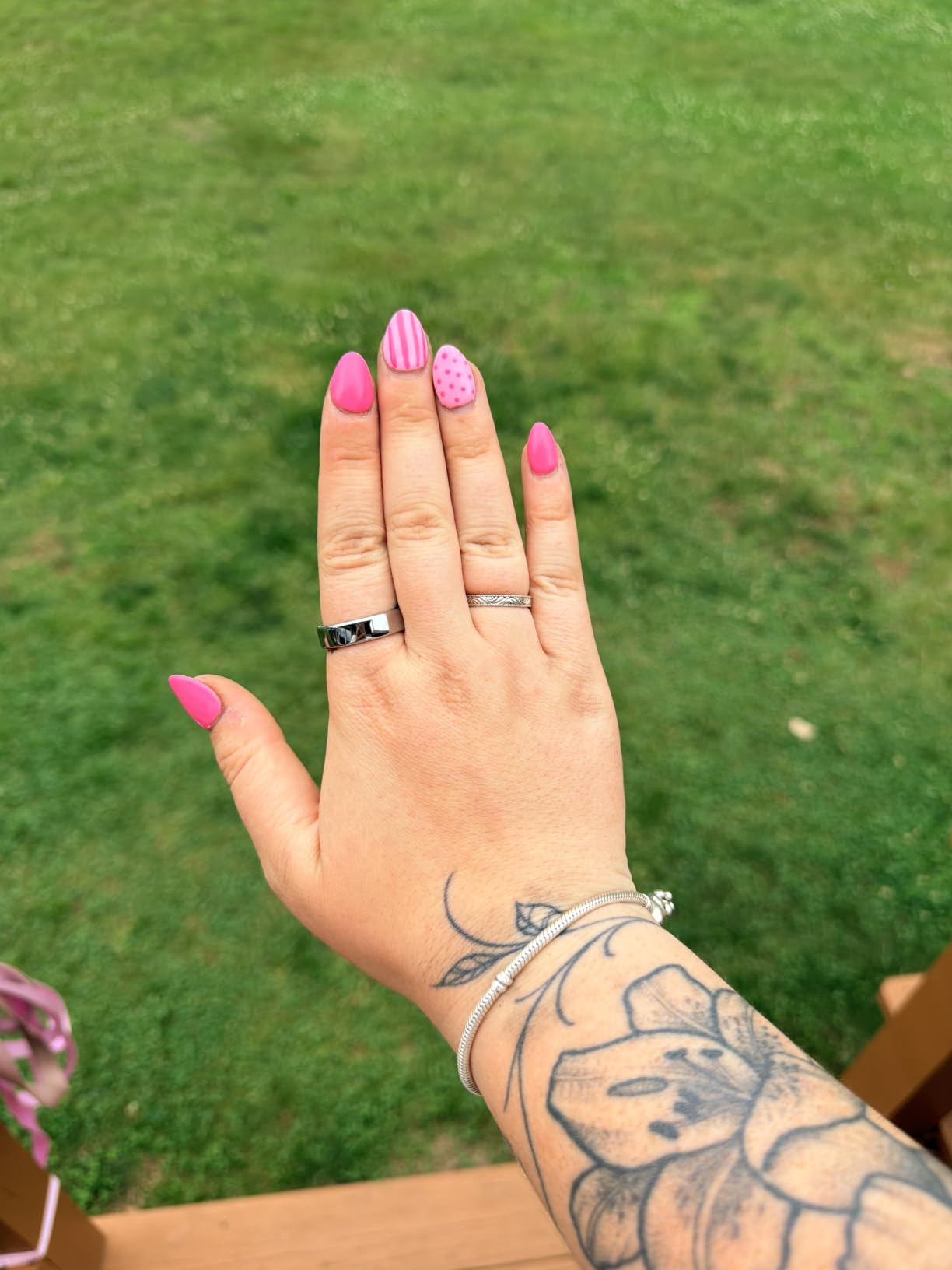 Oura Ring 5 - Silver - Size 9 - World's Smallest Smart Ring - Sleep, Activity, Women's Health, AI Advisor, 1 Week of Battery Life, Size Before You Buy, Android & iOS Compatible customer photo 1