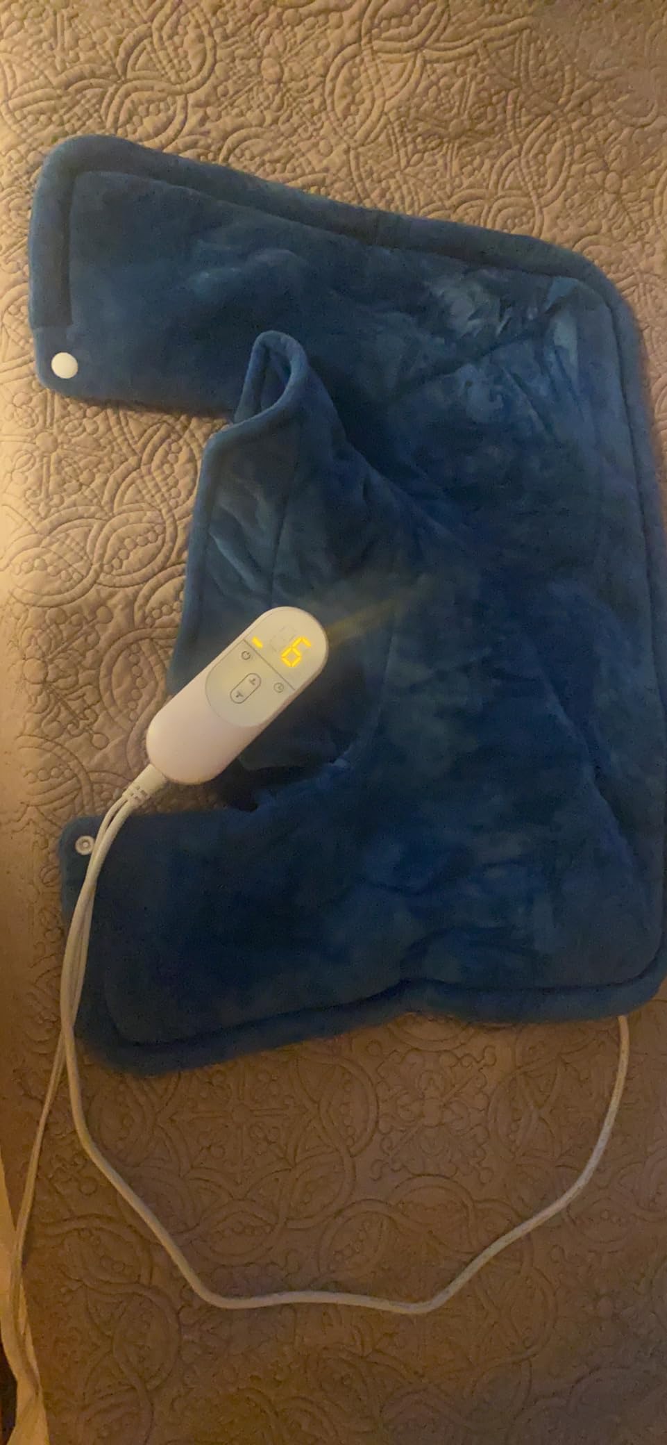 Heating Pad for Neck Shoulders Back, Electric Heat Pads, Weighted Heated Wrap for Daily Relax 6 Heat Settings 4 Auto Timers, Birthday Gifts for Women Men Mom Dad Wife Husband, 24