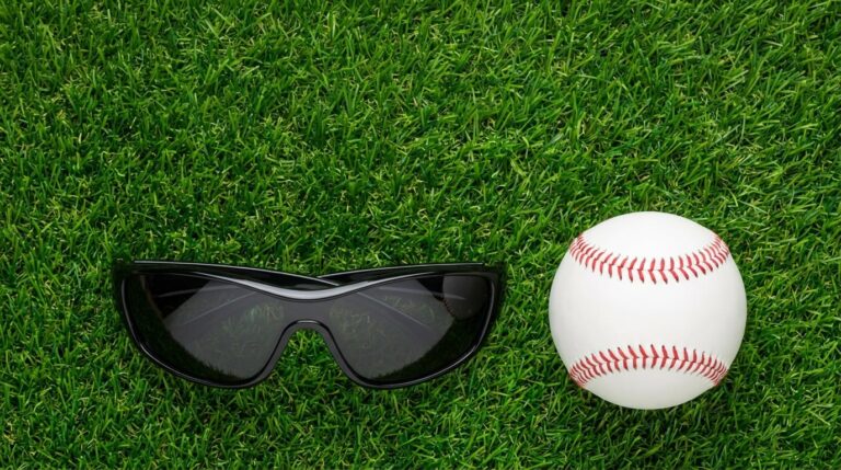 Best Baseball Sunglasses for Outfielders