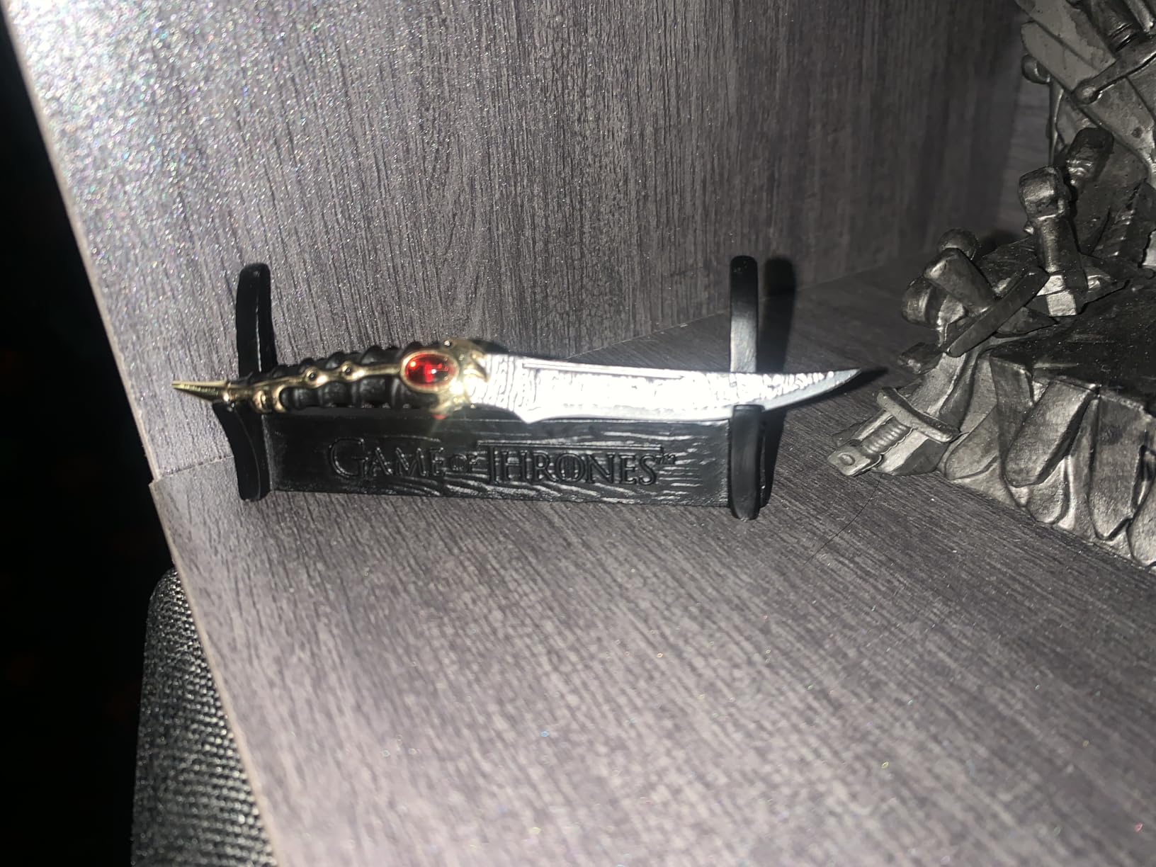 Game of Thrones: Catspaw Collectible Dagger (RP Minis) customer photo 2