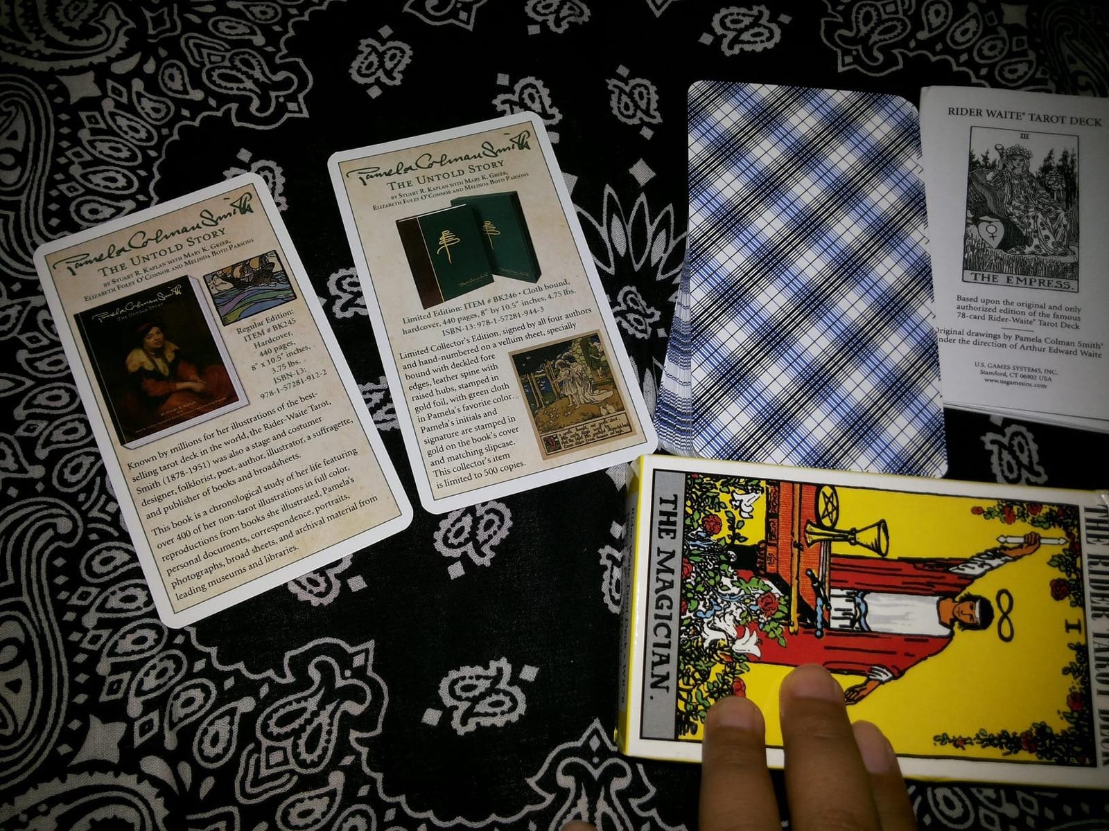 The Rider Tarot Deck: The Authentic Rider-Waite Tarot Deck with Instruction Booklet, Essential for Tarot Beginners & Expert Readers customer photo 1