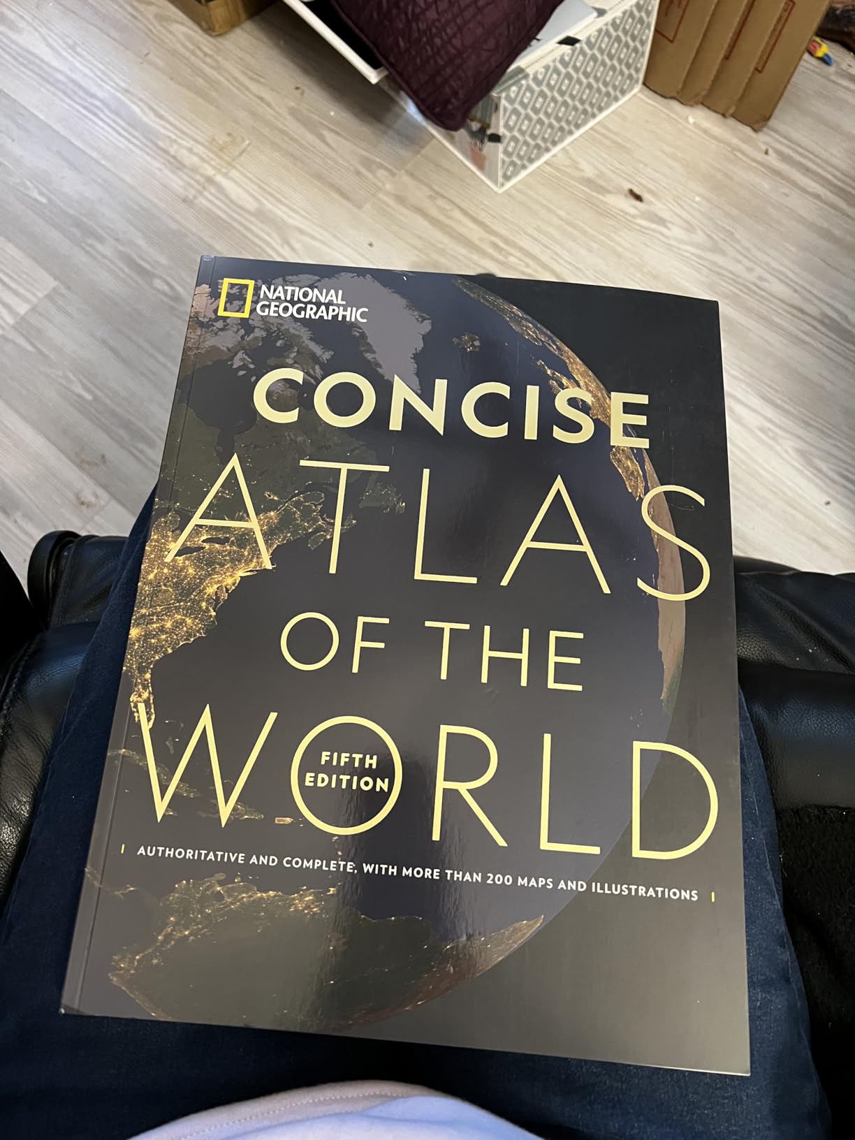 National Geographic Concise Atlas of the World, 5th edition: Authoritative and complete, with more than 200 maps and illustrations customer photo 1