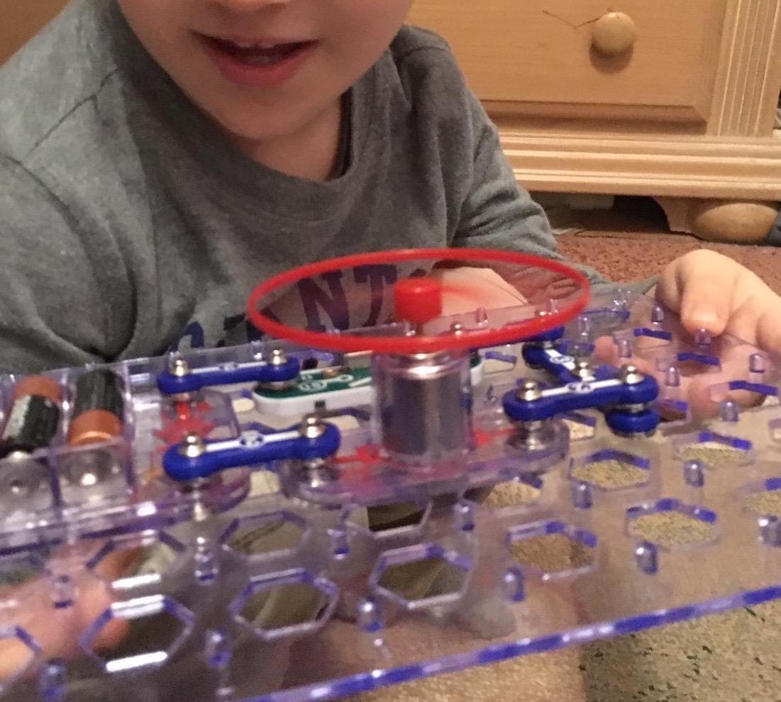 Snap Circuits Elenco Snap Circuits Pro 500 in 1 Electronics Exploration Kit customer photo 1
