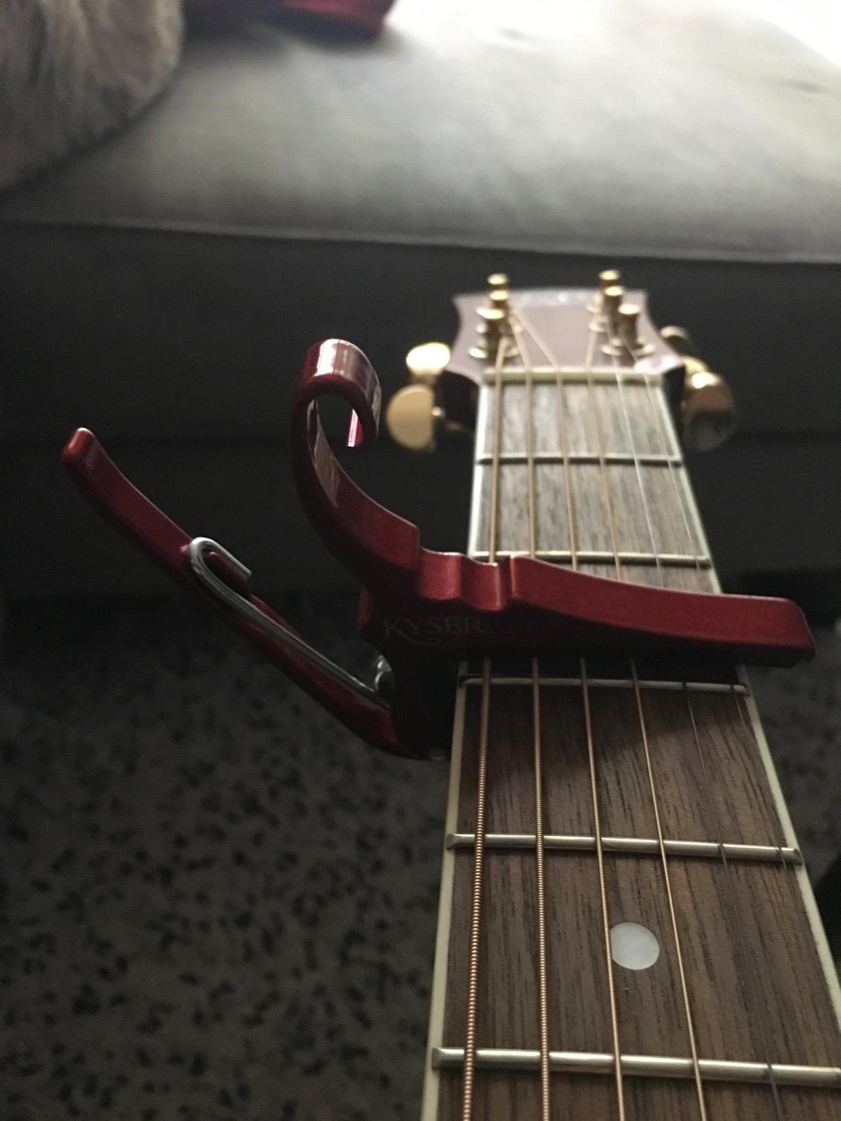 Kyser Quick-Change Guitar Capo for 6-string acoustic guitars, Black, KG6BA customer photo 2