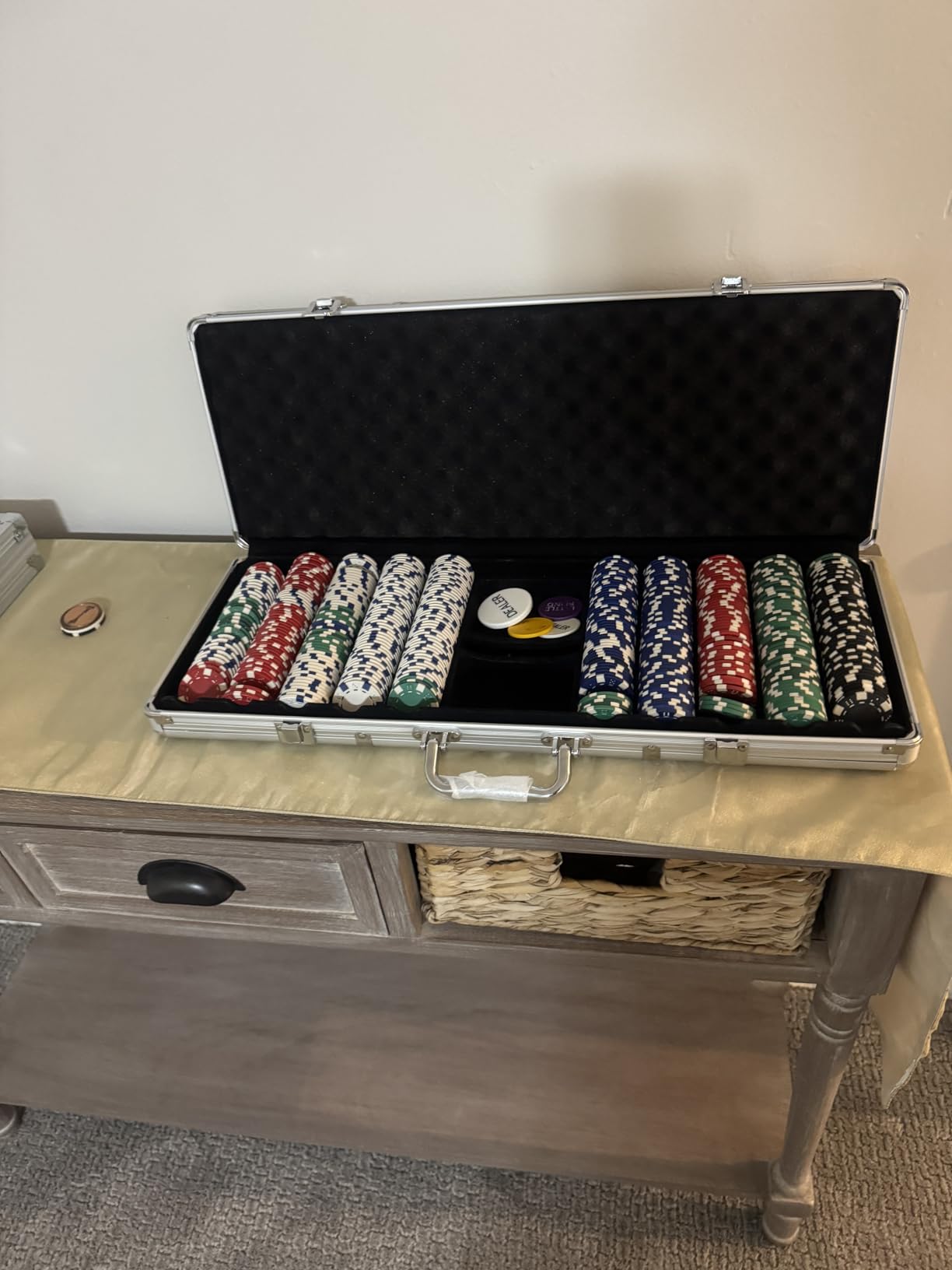 Fat Cat 500Ct Texas Hold'em Poker Chip Set customer photo 1