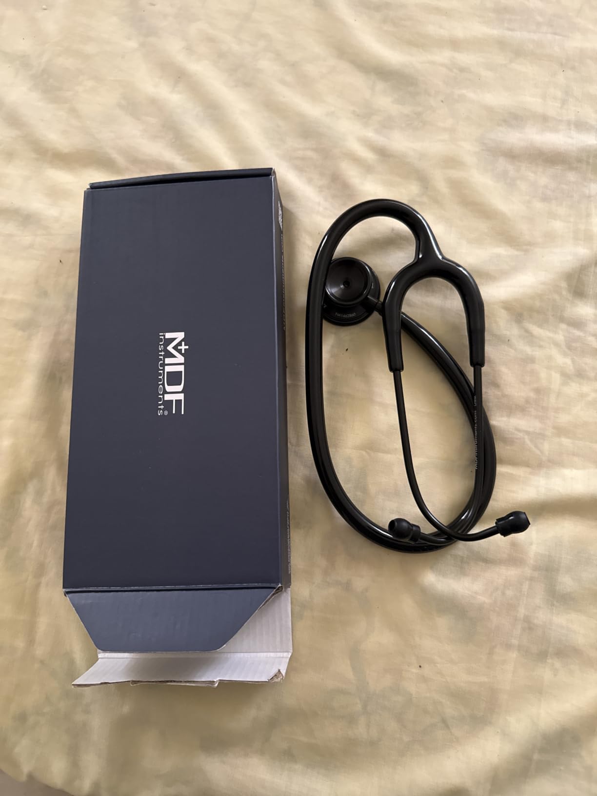MDF Instruments, Acoustica Lightweight Stethoscope for Doctors, Nurses, Students, Home Health Use, Dual Head, Black Tube, Black Chestpiece-Headset (MDF747XPBO) customer photo 1