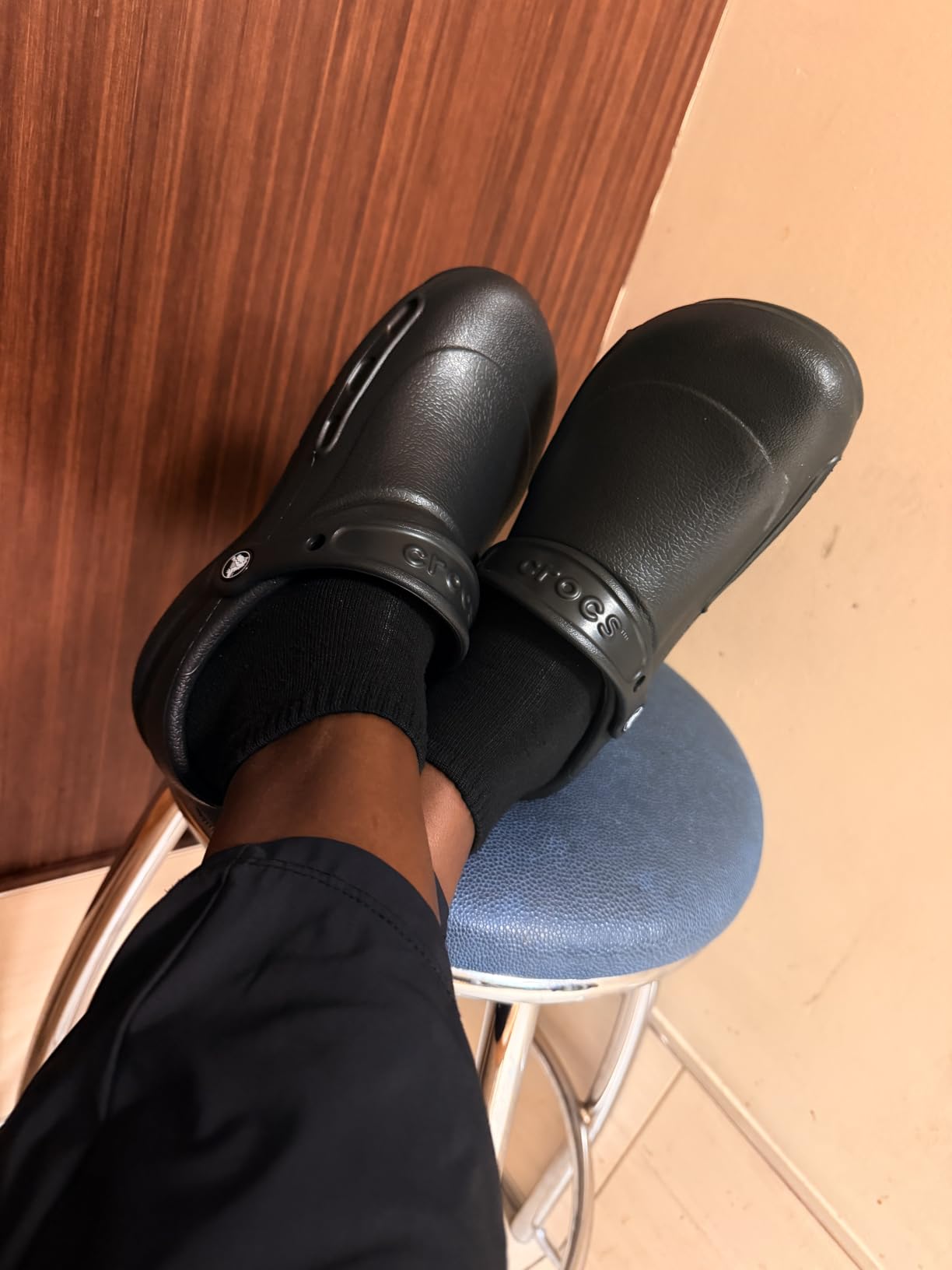 Crocs Unisex-Adult Bistro Work Clogs, Enclosed Toe, Slip Resistant Shoes | All Day Comfort at Work, Slip Resistant, Healthcare, Hospitality, Food Service Workers, Easy to Wipe Clean, ASTM Certified customer photo 2