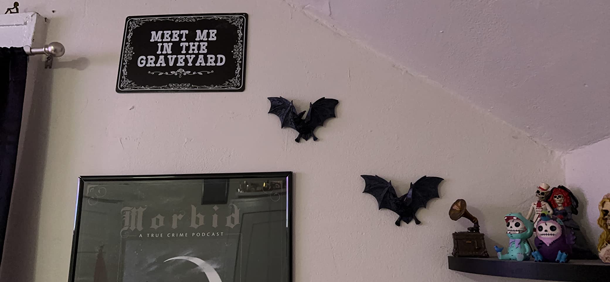 Design Toscano The Vampire Bats of Castle Barbarosa Wall Sculptures - Set of 2 customer photo 1