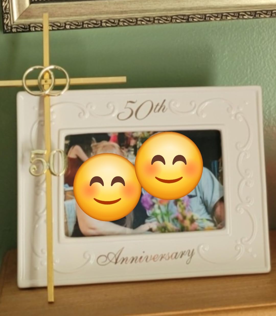 Malden International Designs Glazed Ceramic With Gold Accents 50th Anniversary Picture Frame, 4x6, White customer photo 1