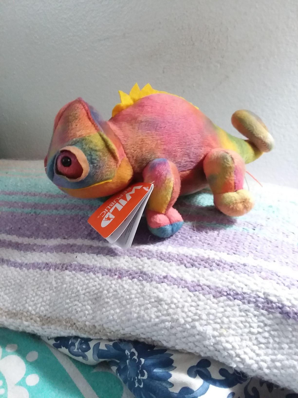 Wild Republic Chameleon Plush, Stuffed Animal, Plush Toy, Gifts for Kids, Cuddlekins 8 Inches customer photo 1