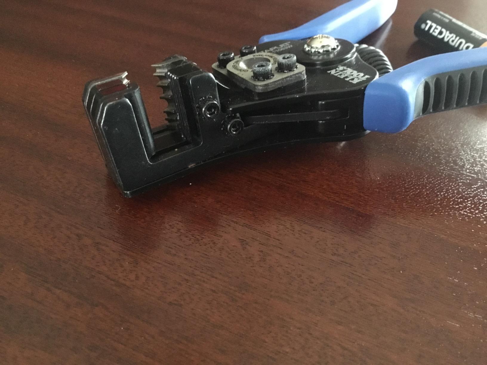 Klein Tools 11063W Wire Cutter/Stripper, Heavy Duty Automatic Tool for 8-20 AWG Solid and 10-22 AWG Stranded Electrical Wire customer photo 2