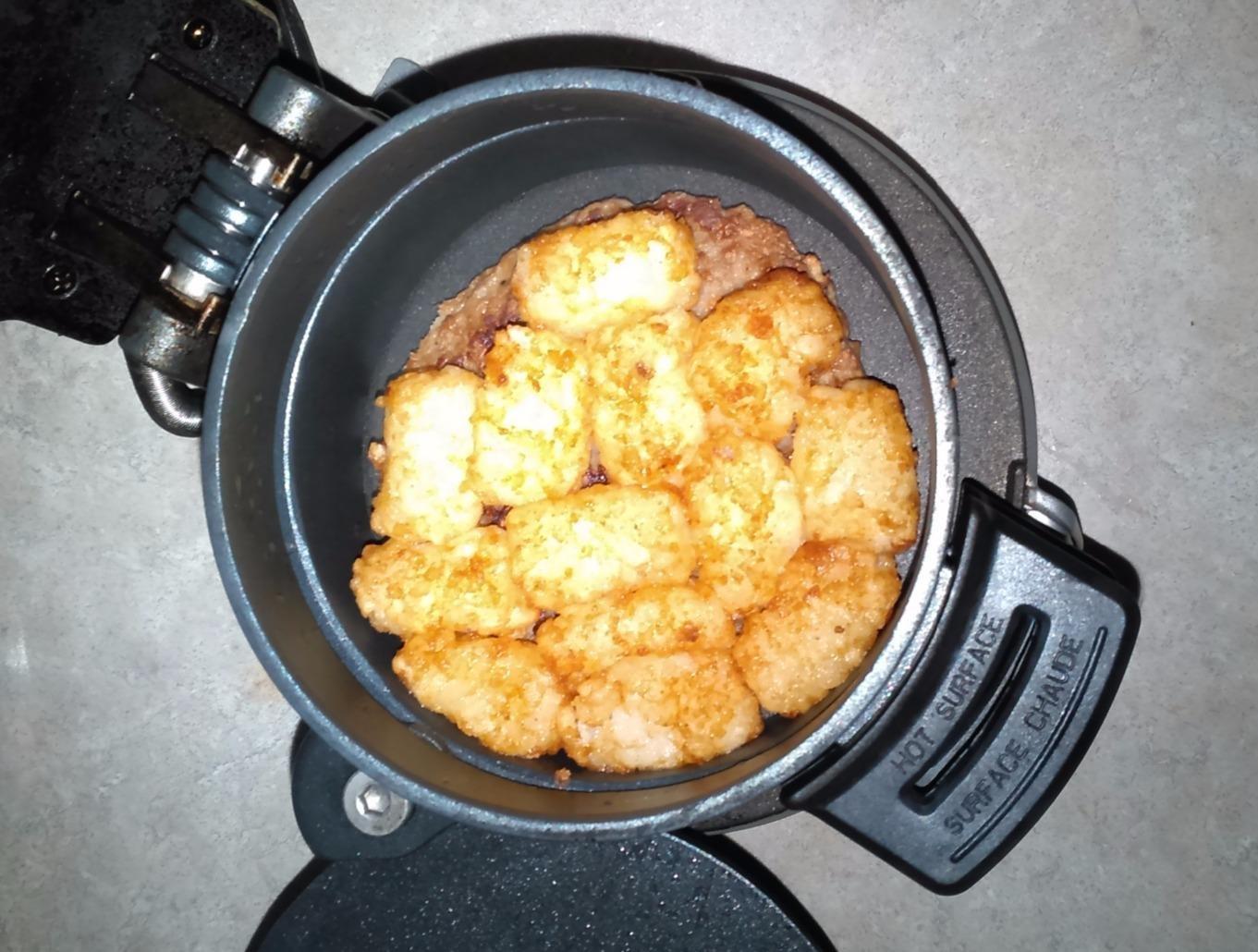 Hamilton Beach Breakfast Sandwich Maker with Egg Cooker Ring - Customize Ingredients for English Muffins, Croissants, Mini Waffles customer photo 2