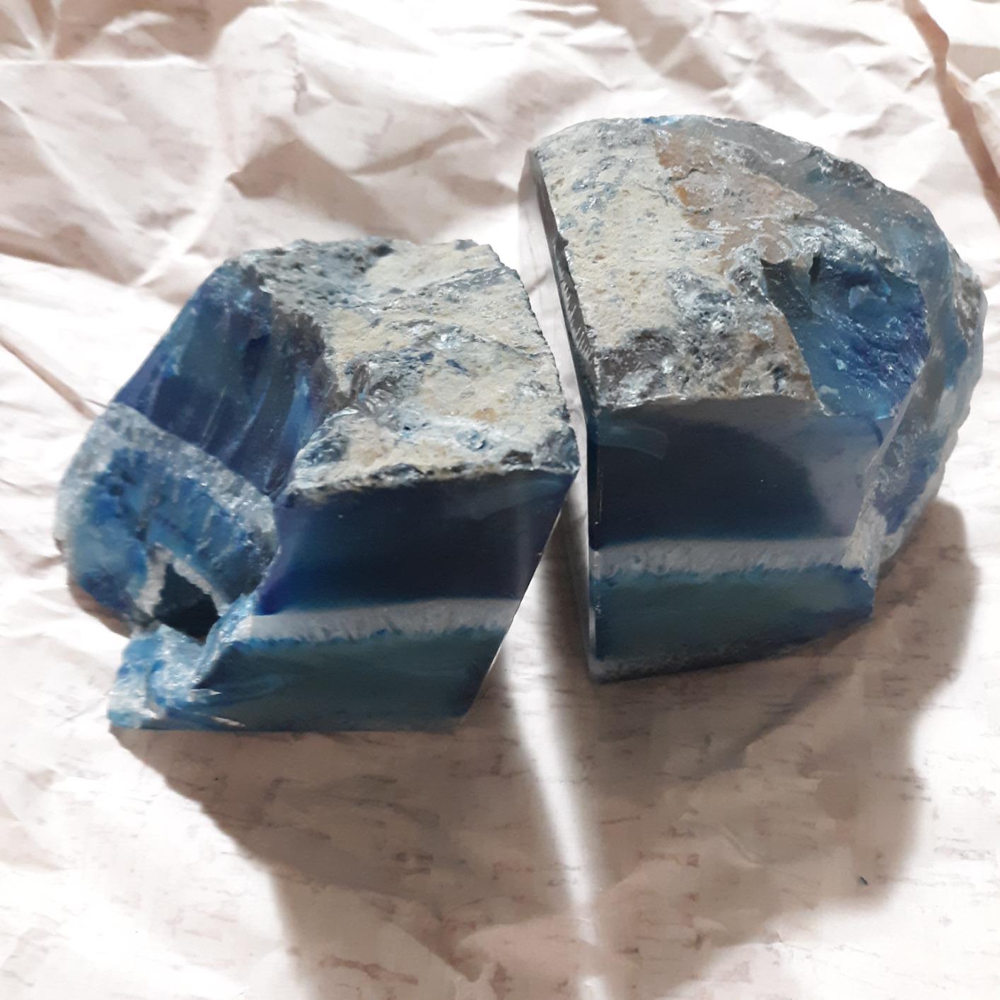 JIC Gem Blue Agate Geode Bookends customer photo 1