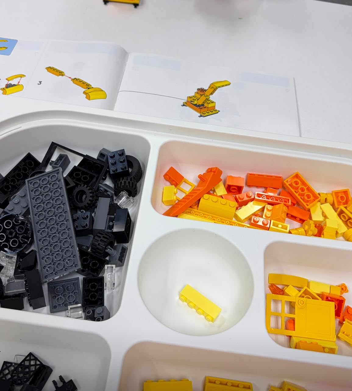 LEGO Classic Large Creative Brick Box 10698 customer photo 1
