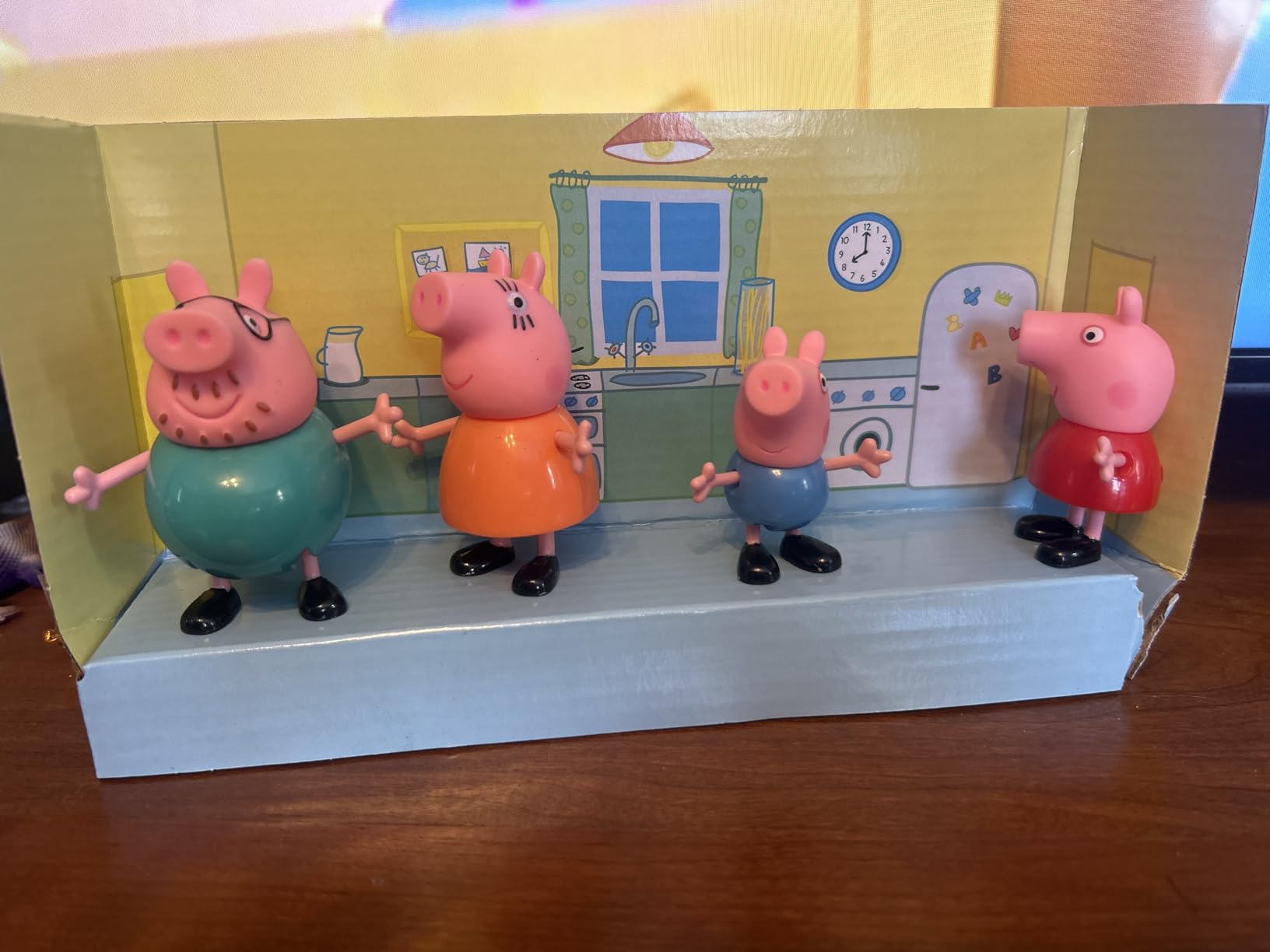 Peppa Pig Family 4-Figure Pack for 2 years customer photo 2
