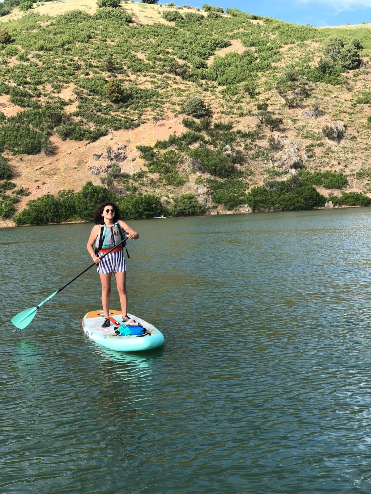 Onyx U.S. Coast Guard and Transport Canada Approved MoveVent Dynamic Paddle Vest for Adults for Kayaking, Canoeing, Stand Up Paddleboarding customer photo 1