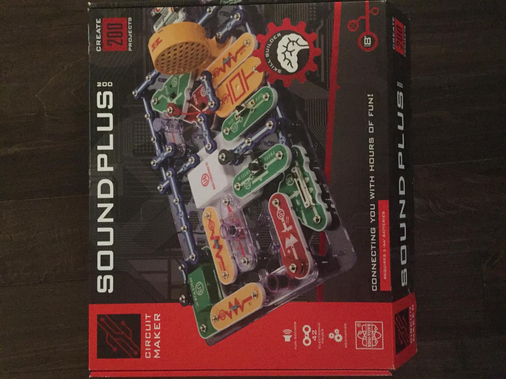 Snap Circuits 203 Electronics Exploration Kit | Over 200 STEM Projects | Full Color Project Manual | 42 Snap Modules | Unlimited Fun customer photo 1