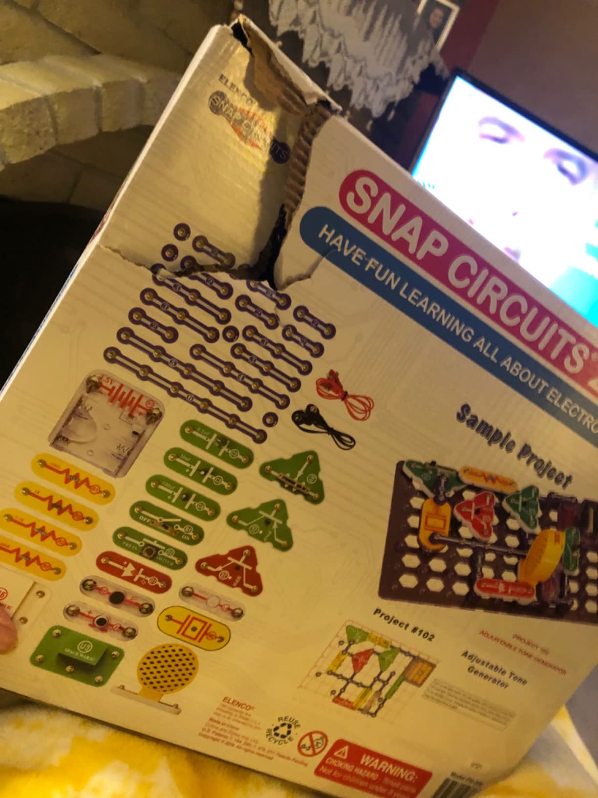 Snap Circuits 203 Electronics Exploration Kit | Over 200 STEM Projects | Full Color Project Manual | 42 Snap Modules | Unlimited Fun customer photo 2