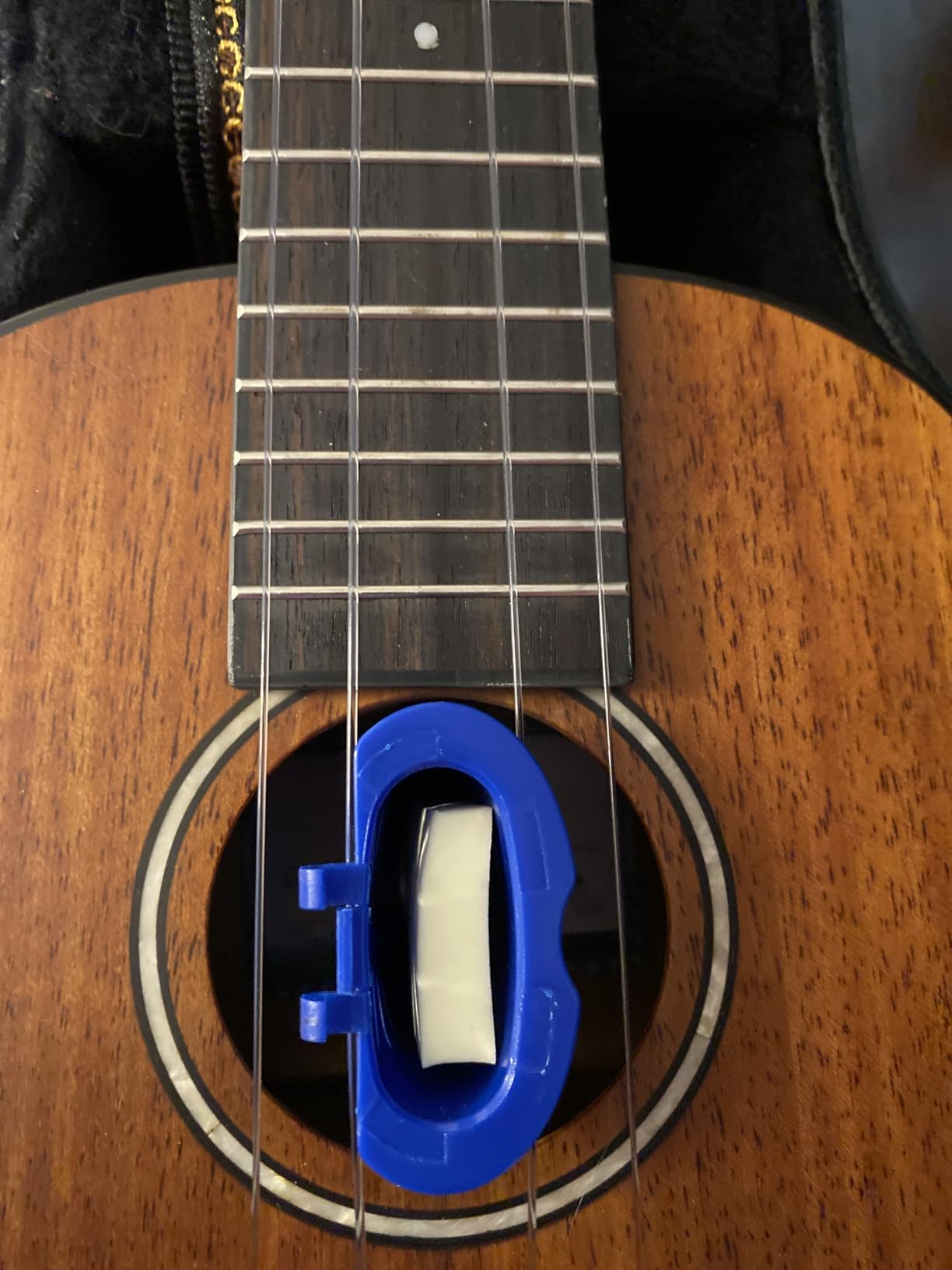 MusicNomad Humilele Ukulele Humidifier (MN302) customer photo 1