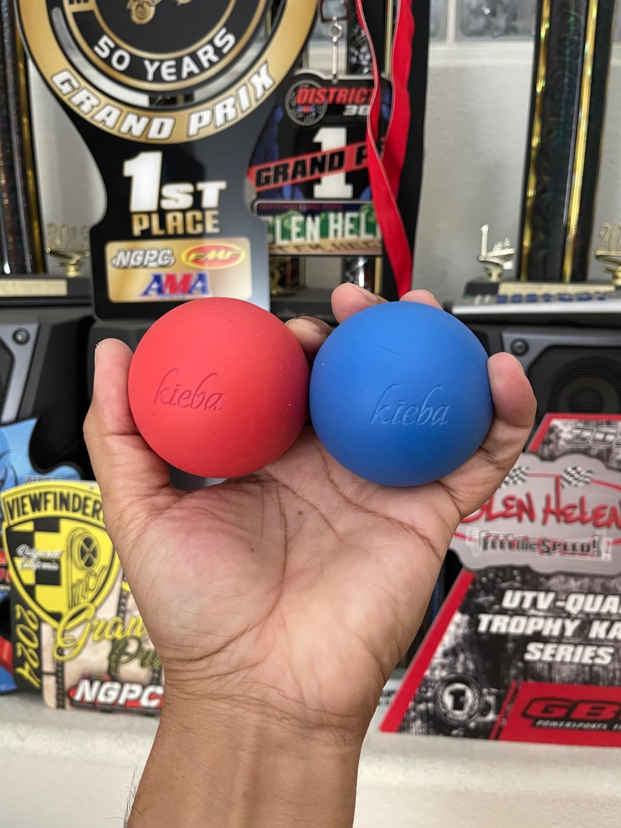 Massage Lacrosse Balls for Myofascial Release, Trigger Point Therapy, Muscle Knots, and Yoga Therapy. Set of 2 Firm Balls (Blue and Red) customer photo 2