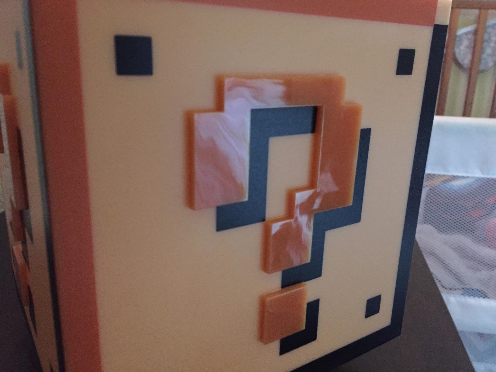 Paladone Super Mario Brothers Question Block Lamp, Light Up Figure customer photo 1