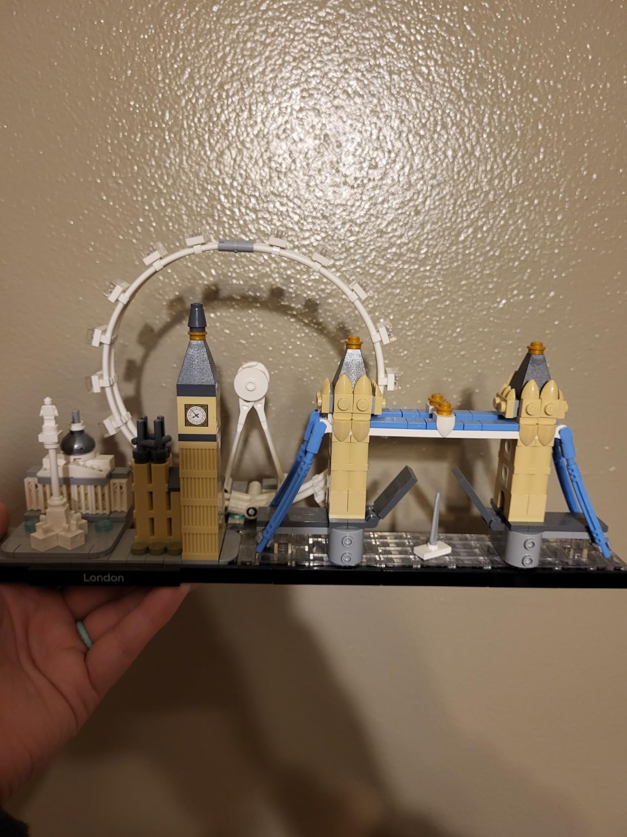 LEGO Architecture London Skyline Collection 21034 Building Set Model Kit and Gift for Kids and Adults (468 pieces) customer photo 2