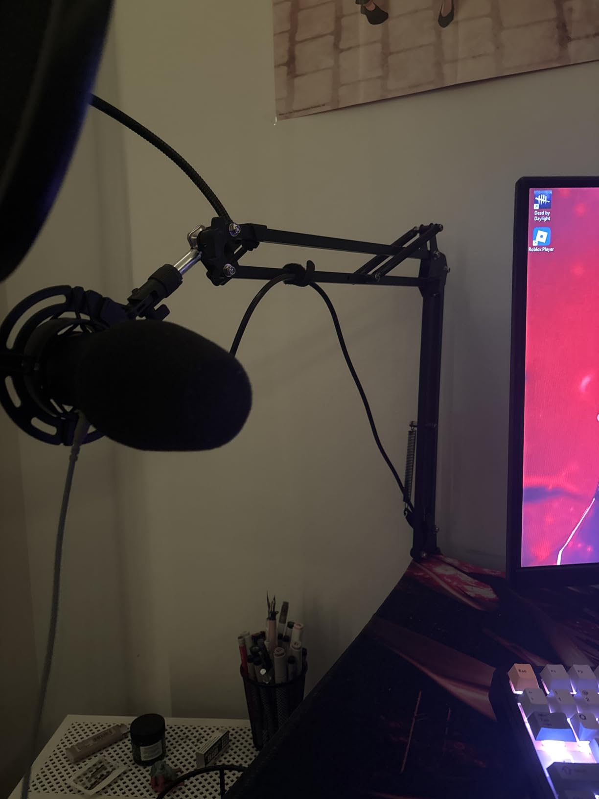 InnoGear Boom Arm Microphone Mic Stand for Blue Yeti HyperX QuadCast SoloCast Snowball Fifine Shure SM7B and Other Mic, Black customer photo 2