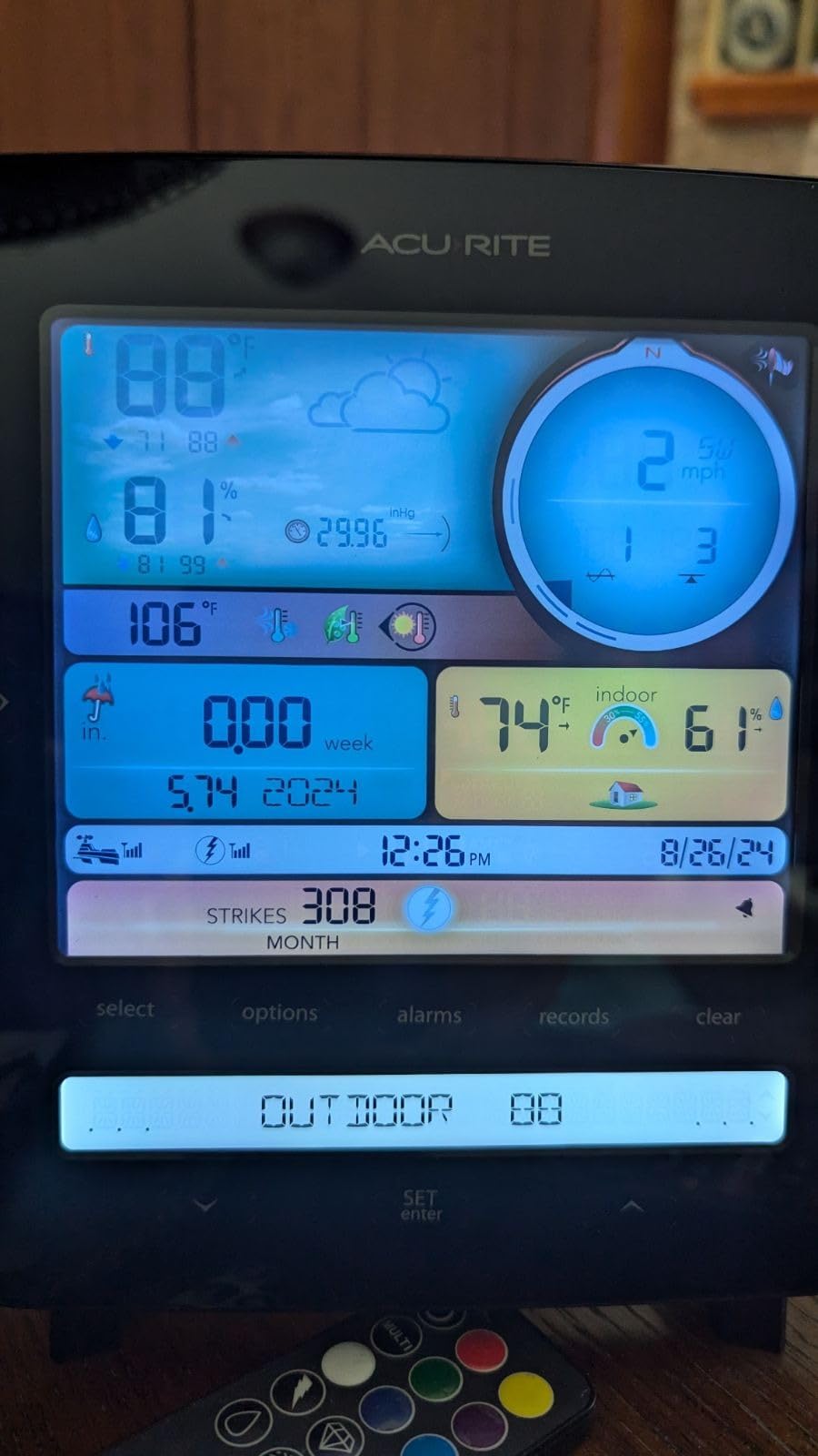 AcuRite Iris Wireless Home Weather Station, Indoor/Outdoor Temperature, Humidity, Wind Speed, Wind Direction, Rain Gauge, Lightning Detection customer photo 2