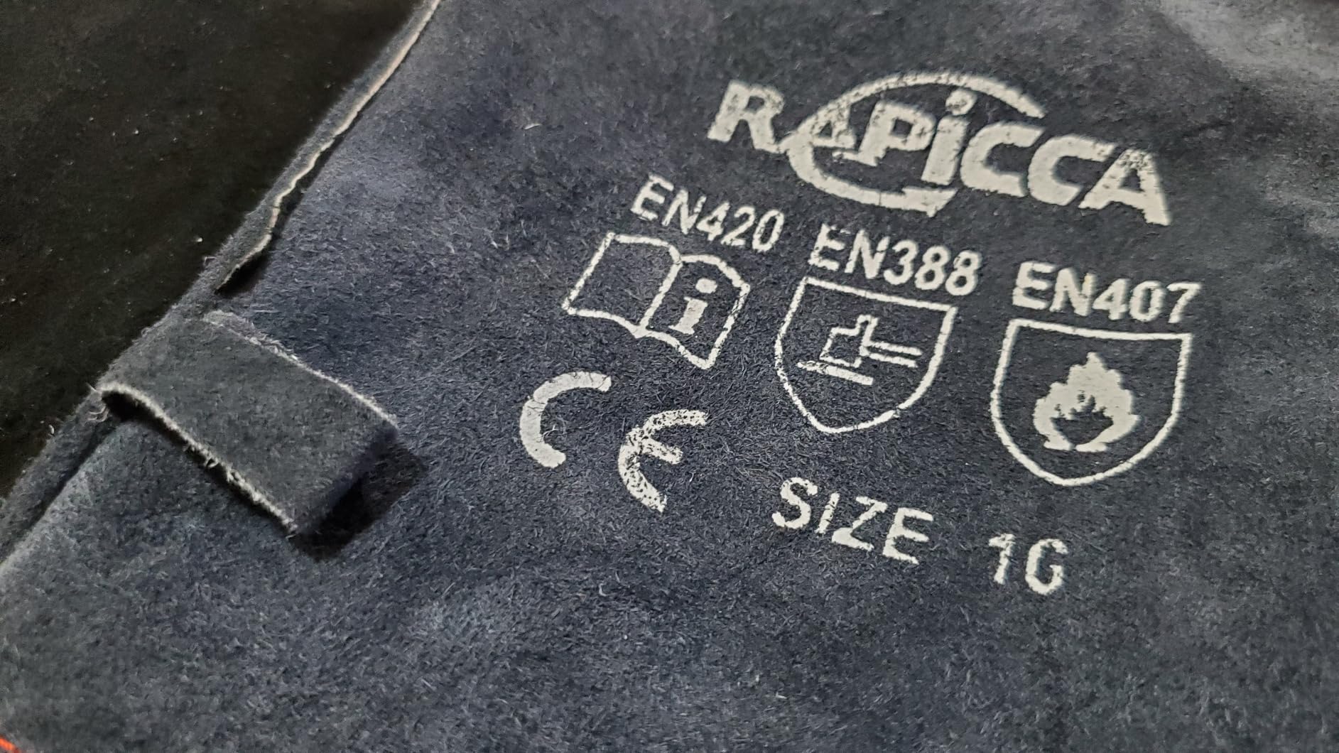 RAPICCA Welding Gloves for Men, 932°F Fireproof Leather, 16 in Blue | For Stick, MIG & Flux-Core Welding, Welders & Blacksmiths, Fireplace, Fire Pit, Wood Stove, Dry Ice, Oven customer photo 2