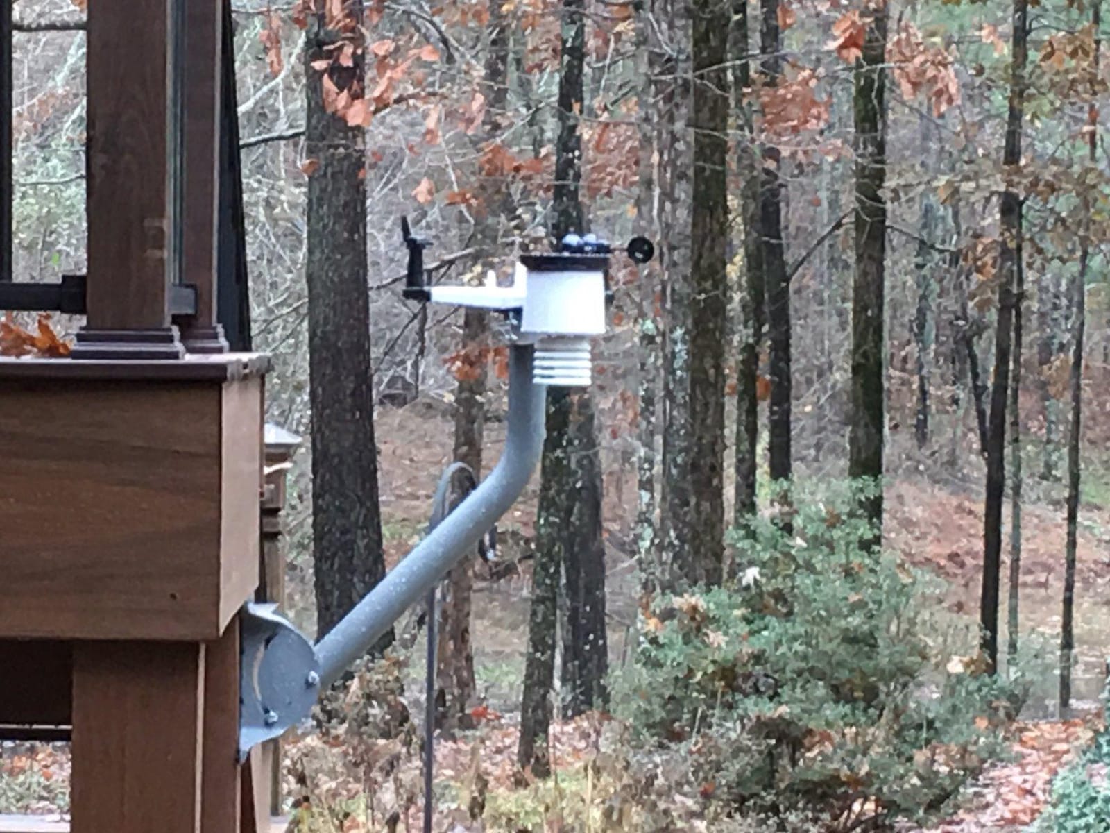 Ambient Weather WS-2902 Wi-Fi Smart Weather Station | With Wi-Fi Remote Monitoring and Alerts customer photo 1