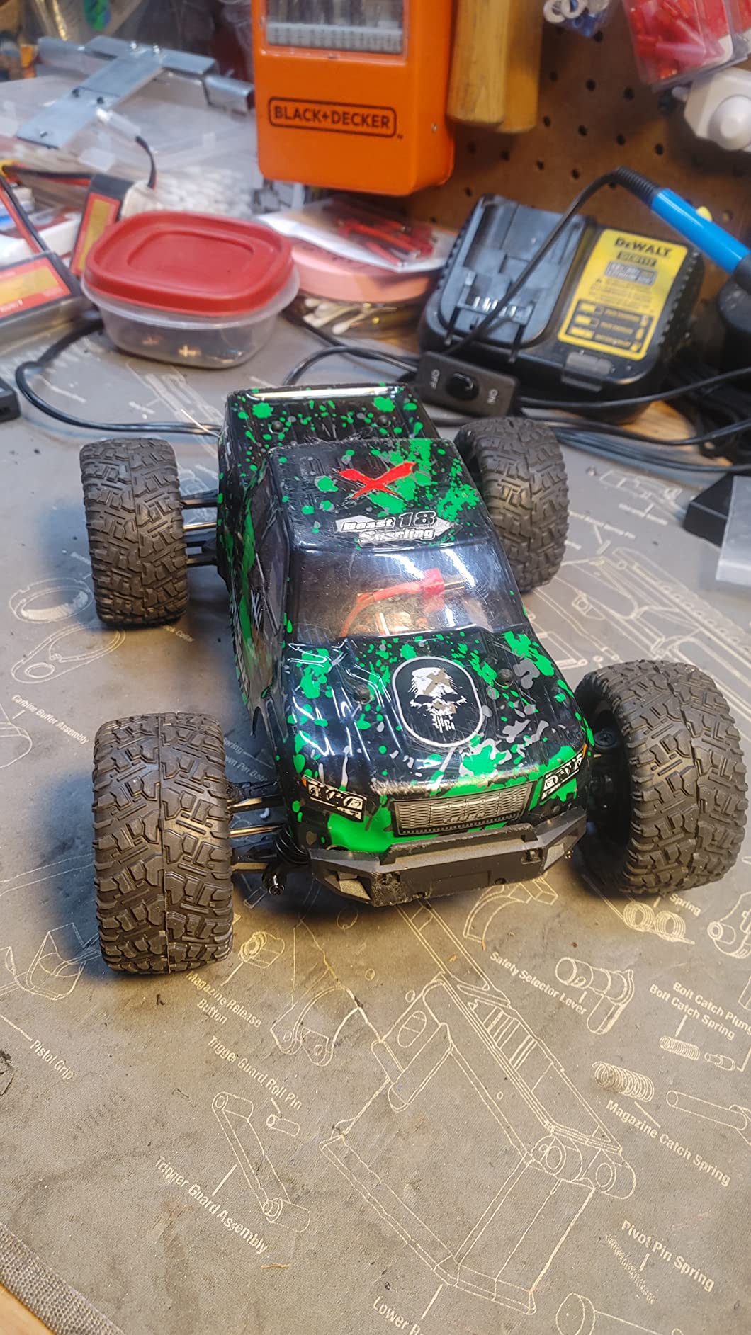 HAIBOXING 1:18 Scale All Terrain RC Car 18859, 36 KPH High Speed 4WD Electric Vehicle with 2.4 GHz Remote Control, 4X4 Waterproof Off-Road Truck with Two Rechargeable Batteries customer photo 1