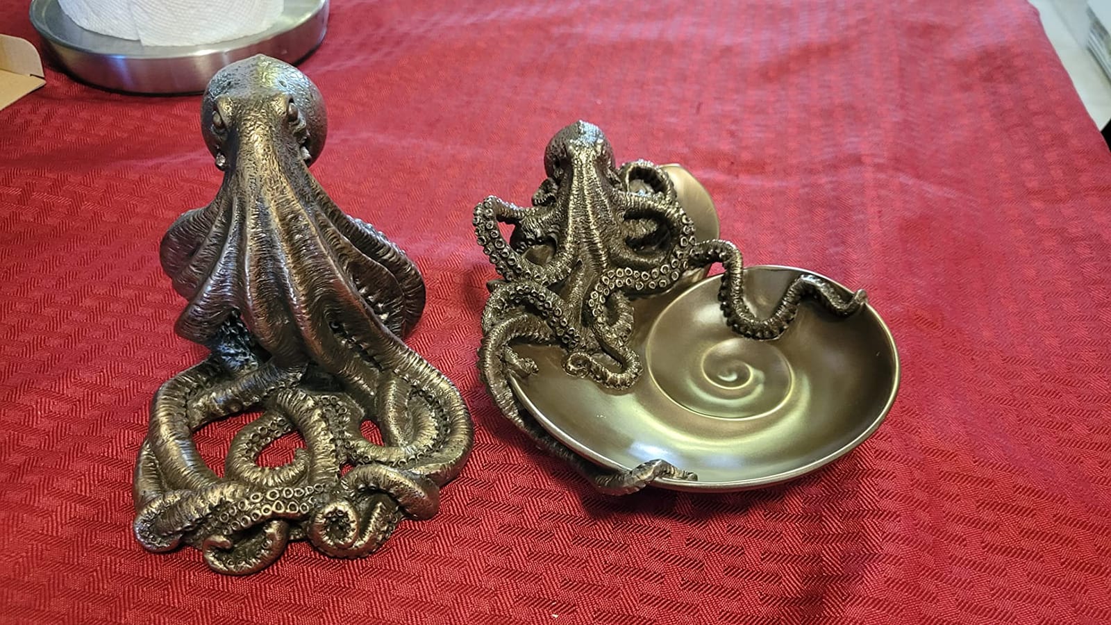 Veronese Design Container of Curiosity Bronze Finish Octopus On Nautilus Shell Tray customer photo 1