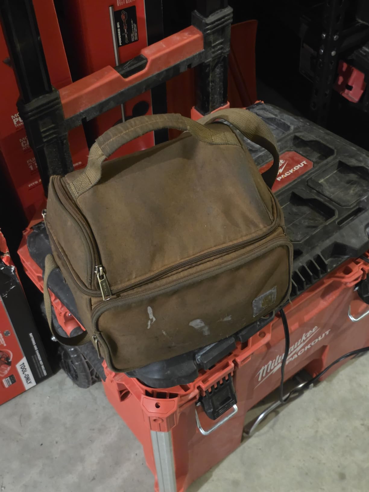 Carhartt Camping Cooler - Worksite Lunch Box, Soft Shell Lunch Bag for Construction Sites, Work and Everyday Use customer photo 1