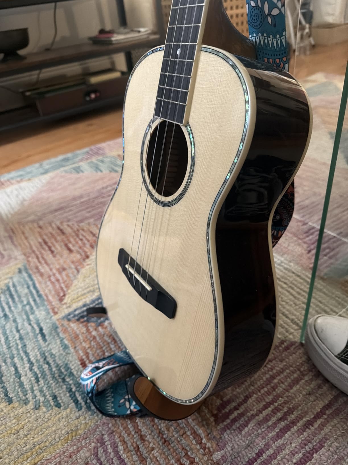 Ukulele Wood Folding Portable Stand for Mandolins and Violins customer photo 2
