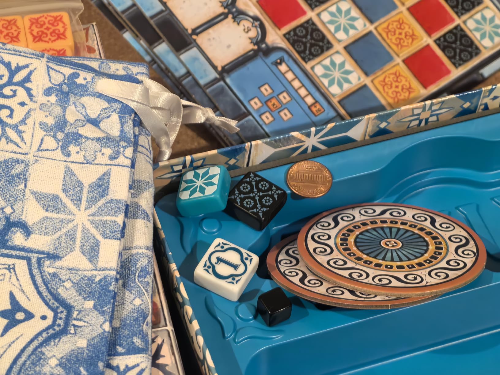 Asmodee Azul Board Game - Mosaic Pattern Placement & Beautiful Art Adult Board Games, Award-Winning Strategy for Adults & Families, Family Fun for Adults, 2-4 Players Ages 8+, 30-45 Minute Playtime customer photo 1