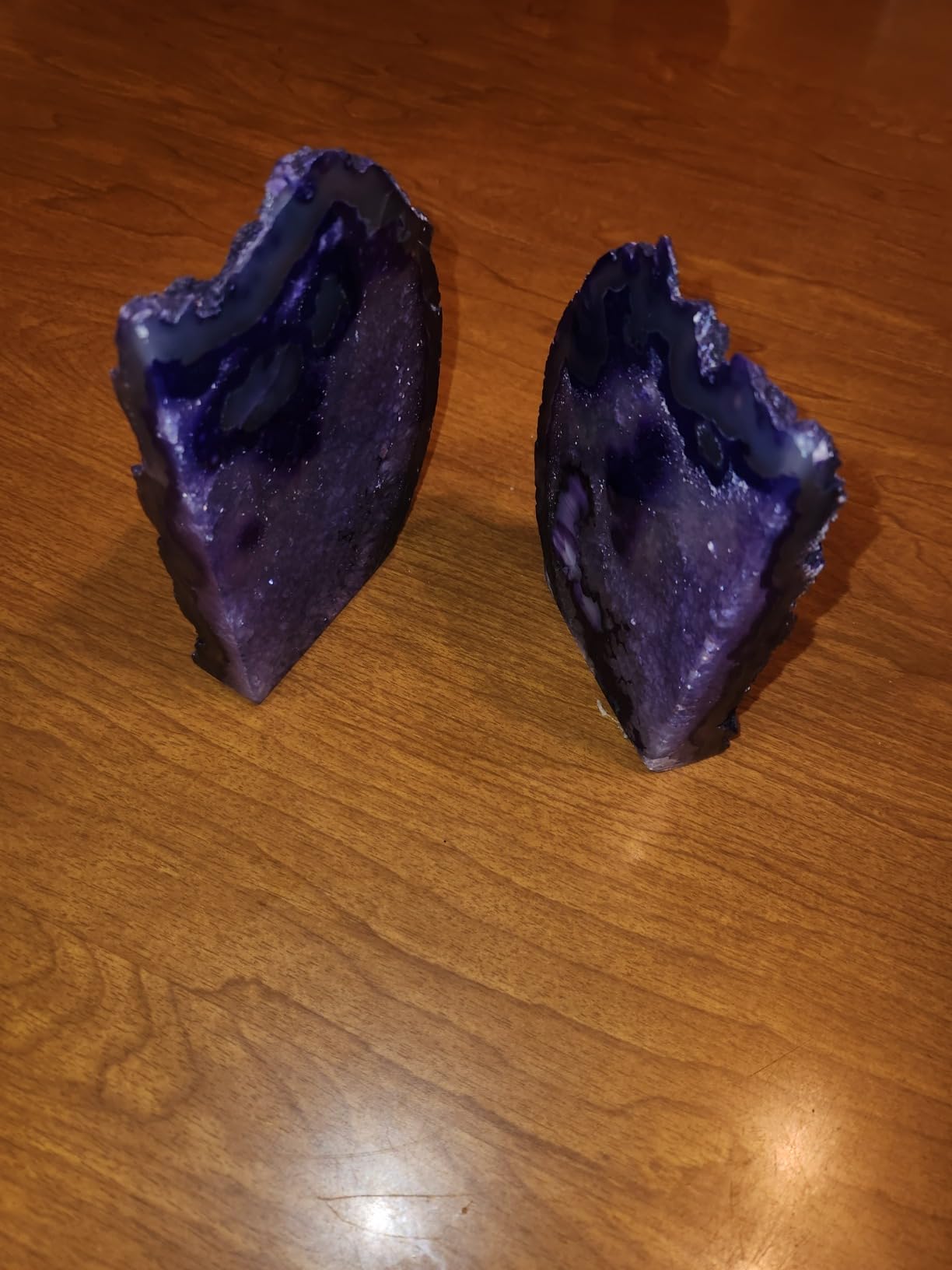 AMOYSTONE Teal Agate Geode Bookends customer photo 1
