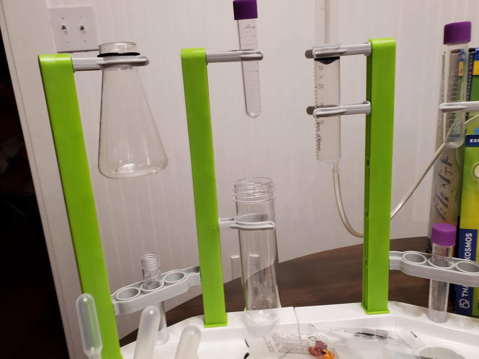 Thames & Kosmos Ooze Labs Chemistry Station Science Experiment Kit, 20 Non-Hazardous Experiments Including Safe Slime, Chromatography, Acids, Bases & More, Multi-Color customer photo 1