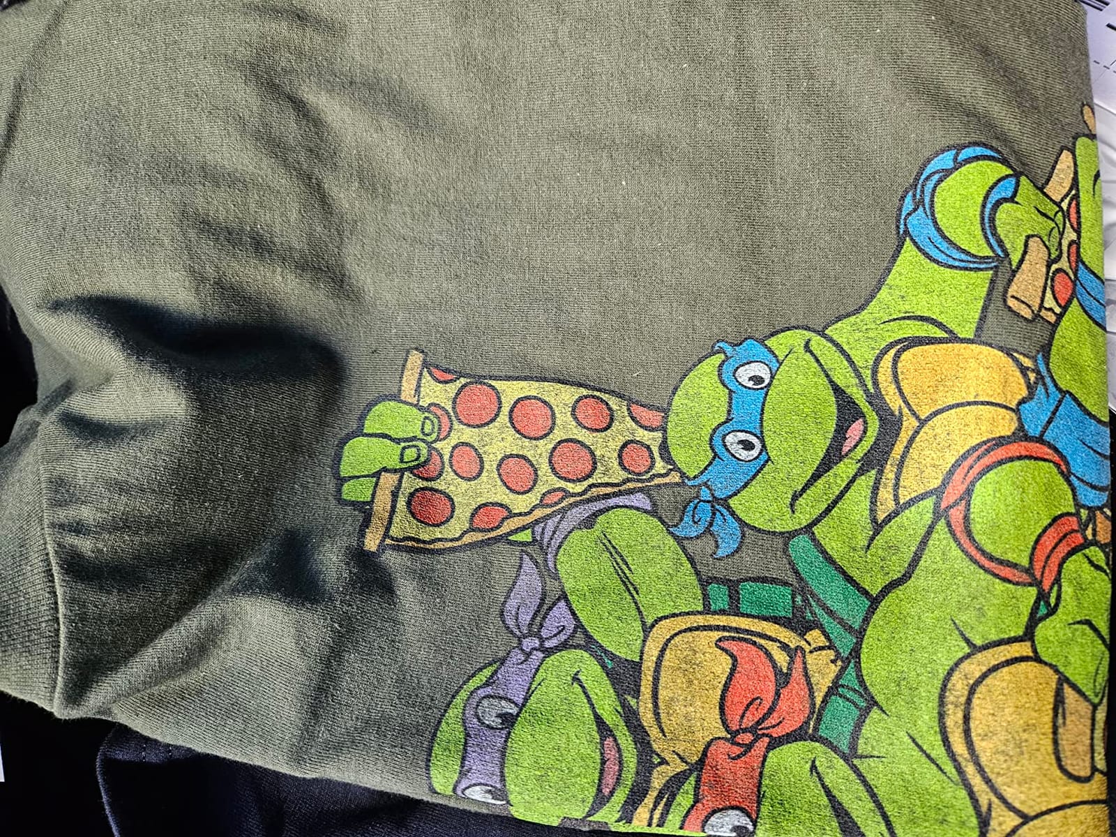 Teenage Mutant Ninja Turtles Multiple Smiles & Slices Graphic Tee T-Shirt customer photo 2