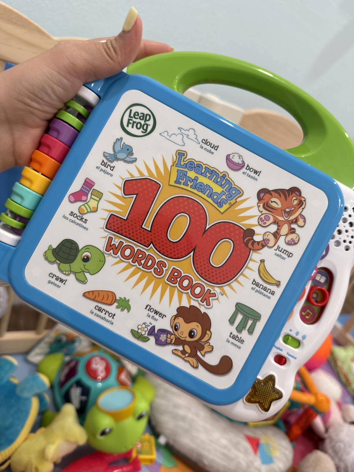 LeapFrog Scout and Violet 100 Words Book customer photo 1