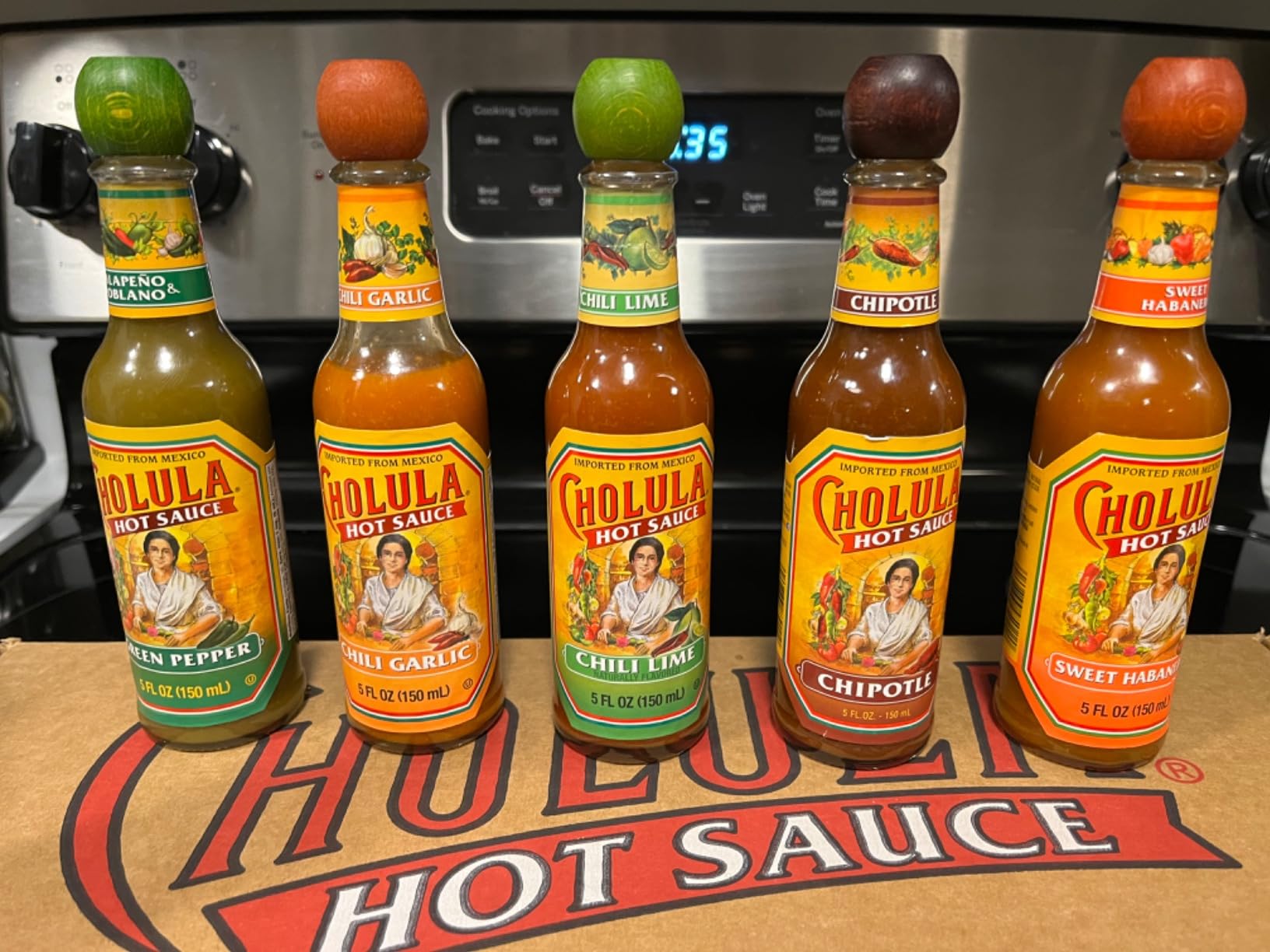 Cholula Hot Sauce Variety Pack, Product of Mexico, Gift Set Includes Six 5 Fl Oz Signature Cholula Hot Sauces for Eggs, Pizza, Mexican Dishes, and More customer photo 1