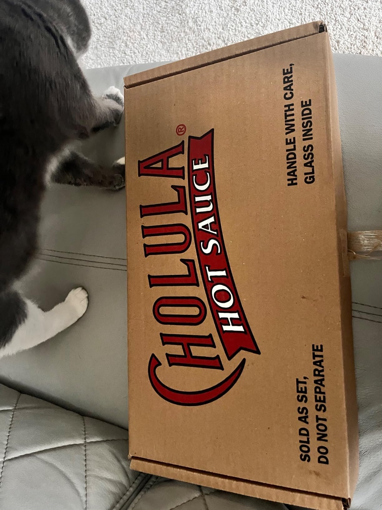 Cholula Hot Sauce Variety Pack, Product of Mexico, Gift Set Includes Six 5 Fl Oz Signature Cholula Hot Sauces for Eggs, Pizza, Mexican Dishes, and More customer photo 2