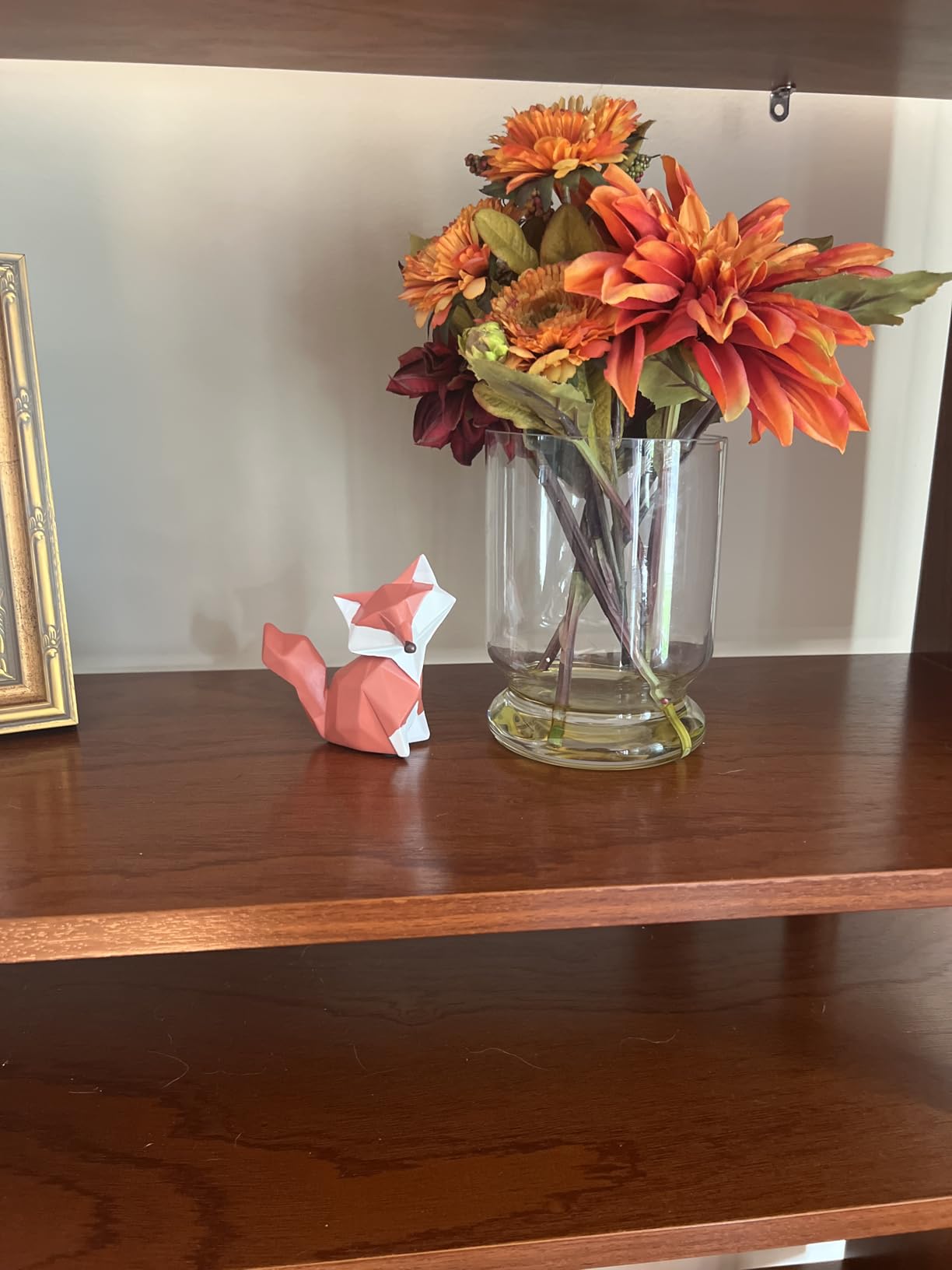 HAUCOZE Fox Statue Figurine Animal Sculpture Modern Home Decor 4.0 Inch | Orange Resin Geometric Art Birthday Holiday Gift Handmade Ornament for Tabletop Bookshelf Desktop customer photo 1
