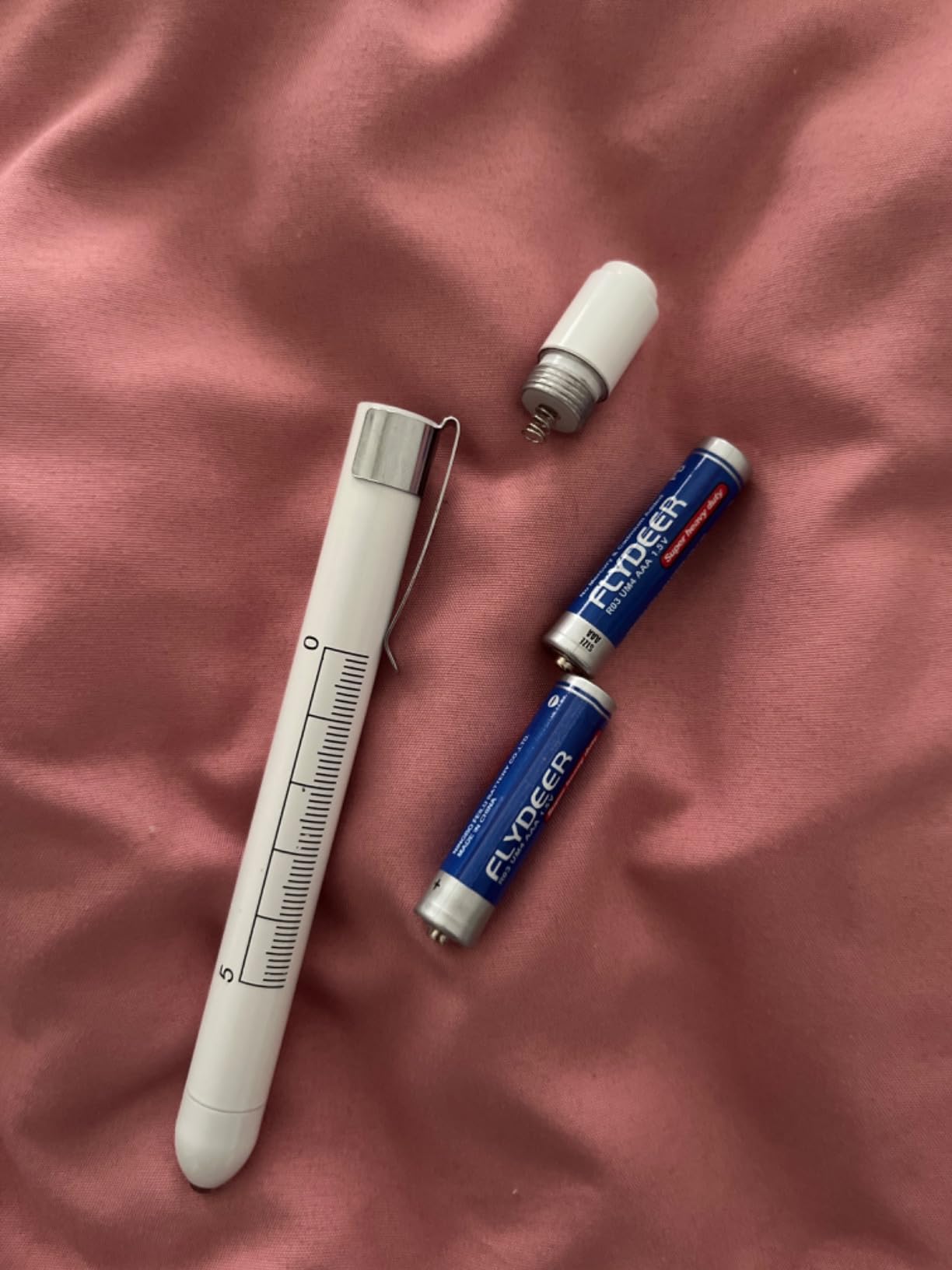 CAVN Pen Light with Pupil Gauge LED Penlight for Nurses Doctors, 2 Pcs Reusable Medical Penlight for Nursing Students (Rose Gold/White) customer photo 1