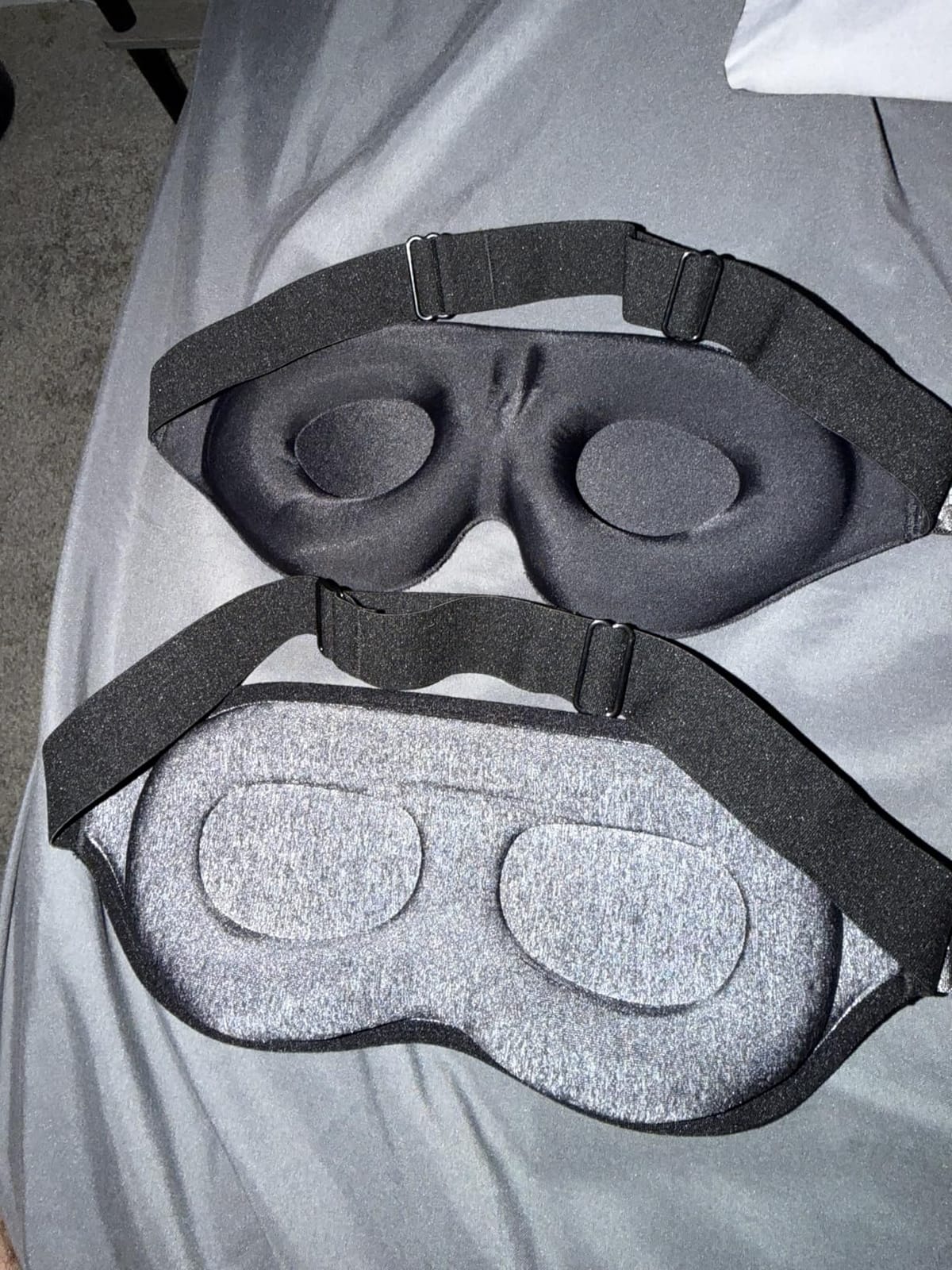 MZOO Luxury Sleep Mask for Women Men Patented Light Blocking Design customer photo 2
