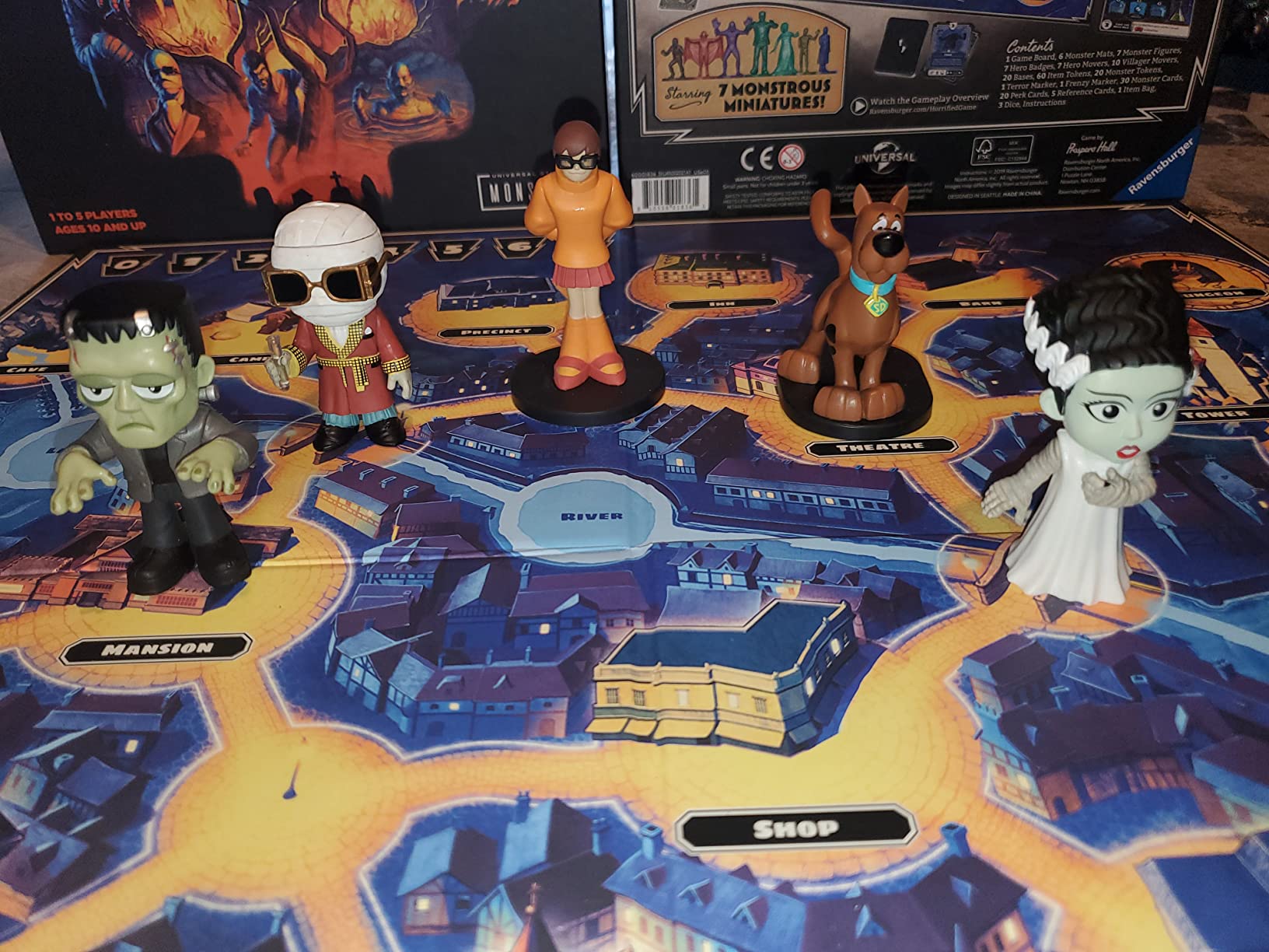 Ravensburger Horrified Games - Universal Monsters - Strategy Board Game - Boost Critical Thinking & Teamwork - Cooperative Gameplay - Unique Monster Challenges - 1 to 5 Players - Adults & Kids 10+ customer photo 1