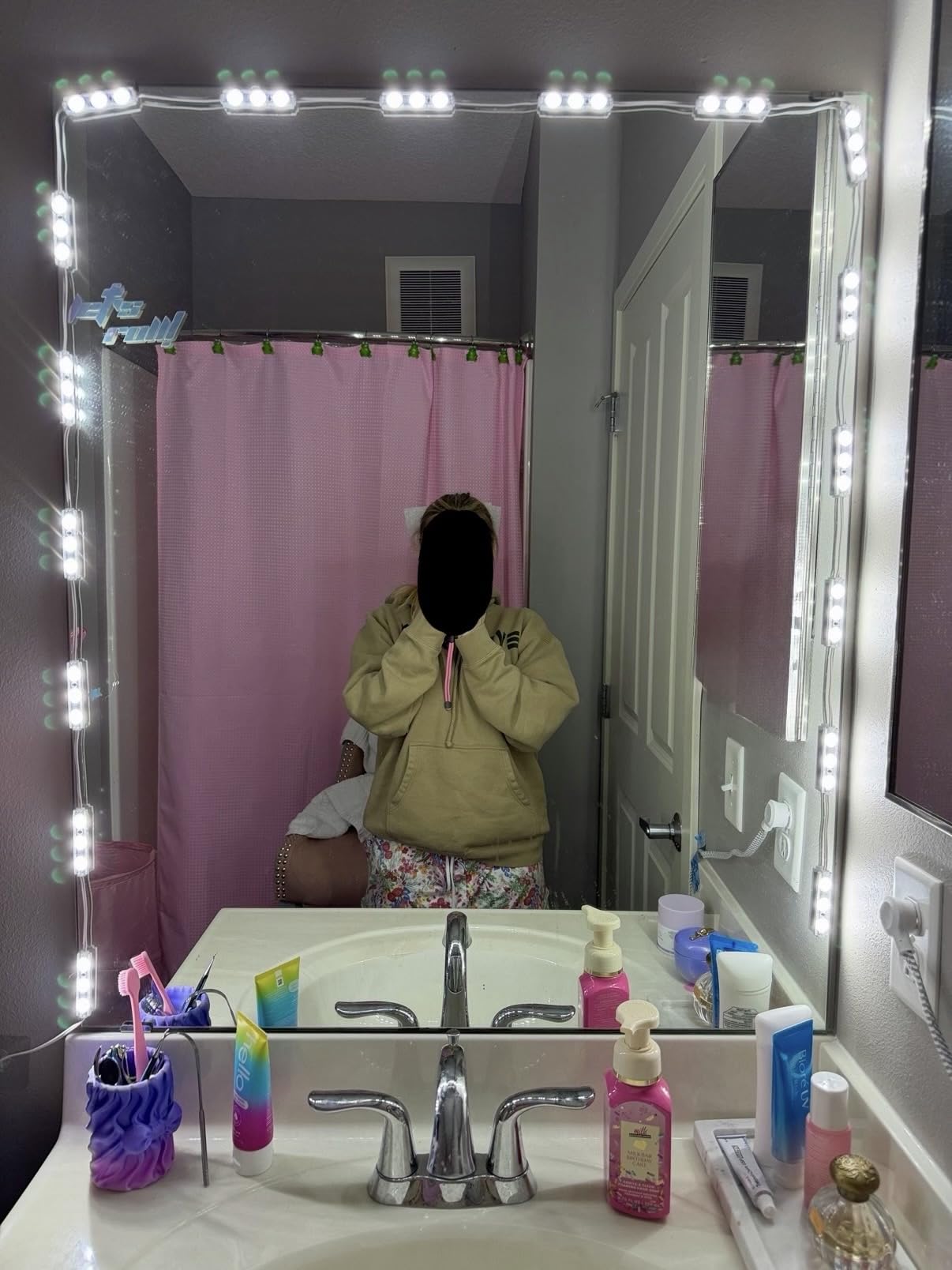 Led Vanity Mirror Lights, Hollywood Style Vanity Make Up Light, 10ft Ultra Bright White LED, Dimmable Touch Control Lights Strip, for Makeup Vanity Table & Bathroom Mirror customer photo 1
