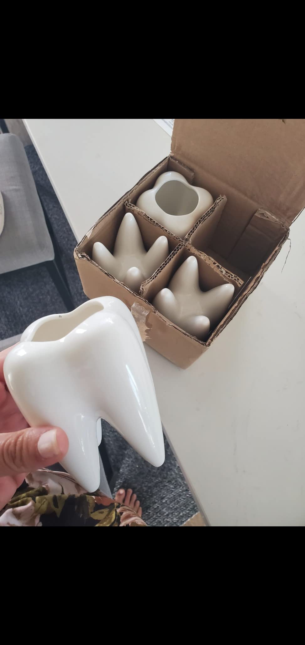 YOFIT Dental Assistant Appreciation Gifts, 4 Pack Ceramic Tooth Planter | Dental Hygienist Gifts Office Decor, Dentist Gift for Coworkers Women Student, White Succulent Flower Pot, 3.7