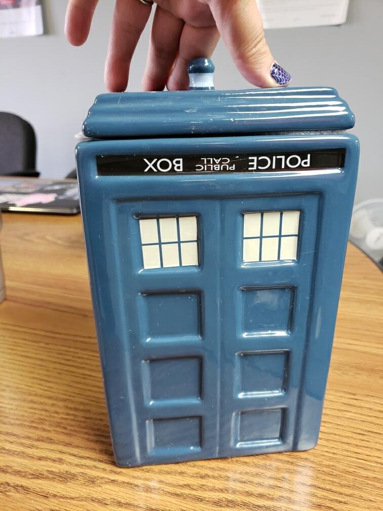 Tardis Ceramic Cookie Jar, 10