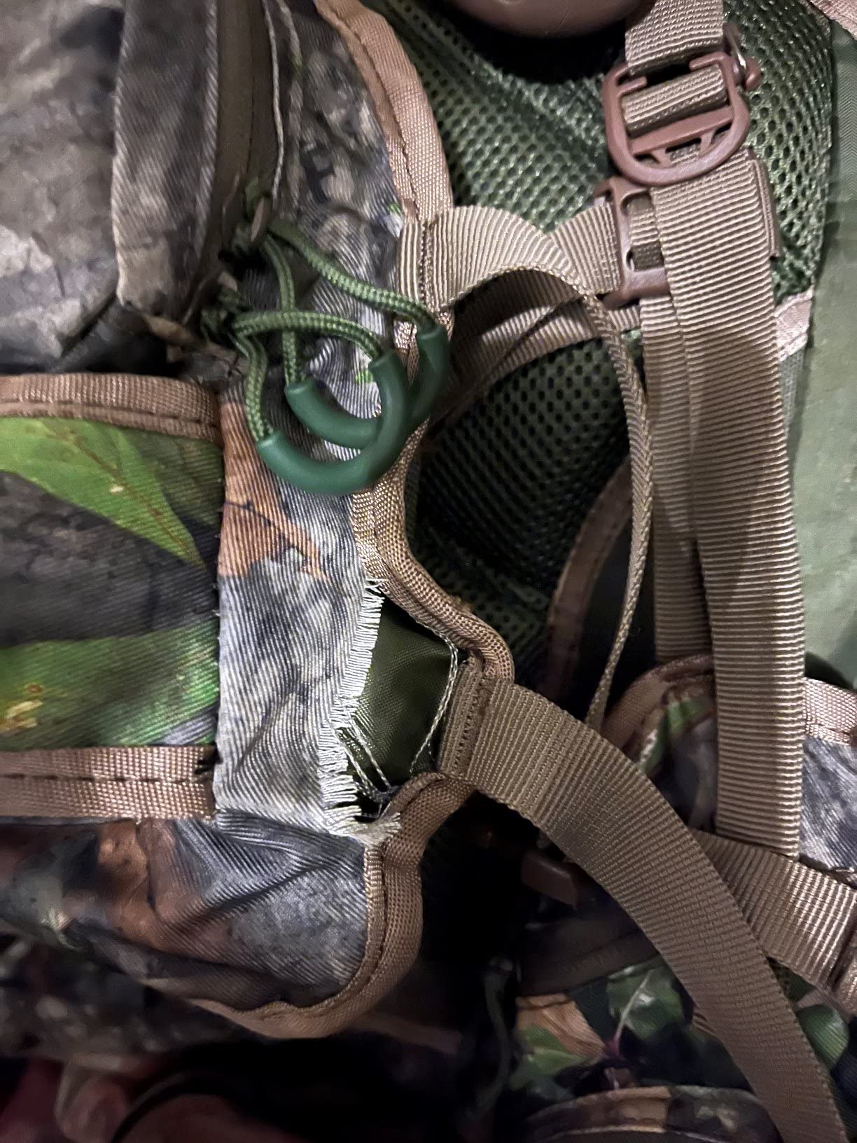 ALPS OutdoorZ Grand Slam Turkey Vest with Memory Foam Foldable Seat | Sit Anywhere Removable Kickstand Frame & Multiple Pockets - Universal Outdoor Hunting Camo Gear customer photo 1