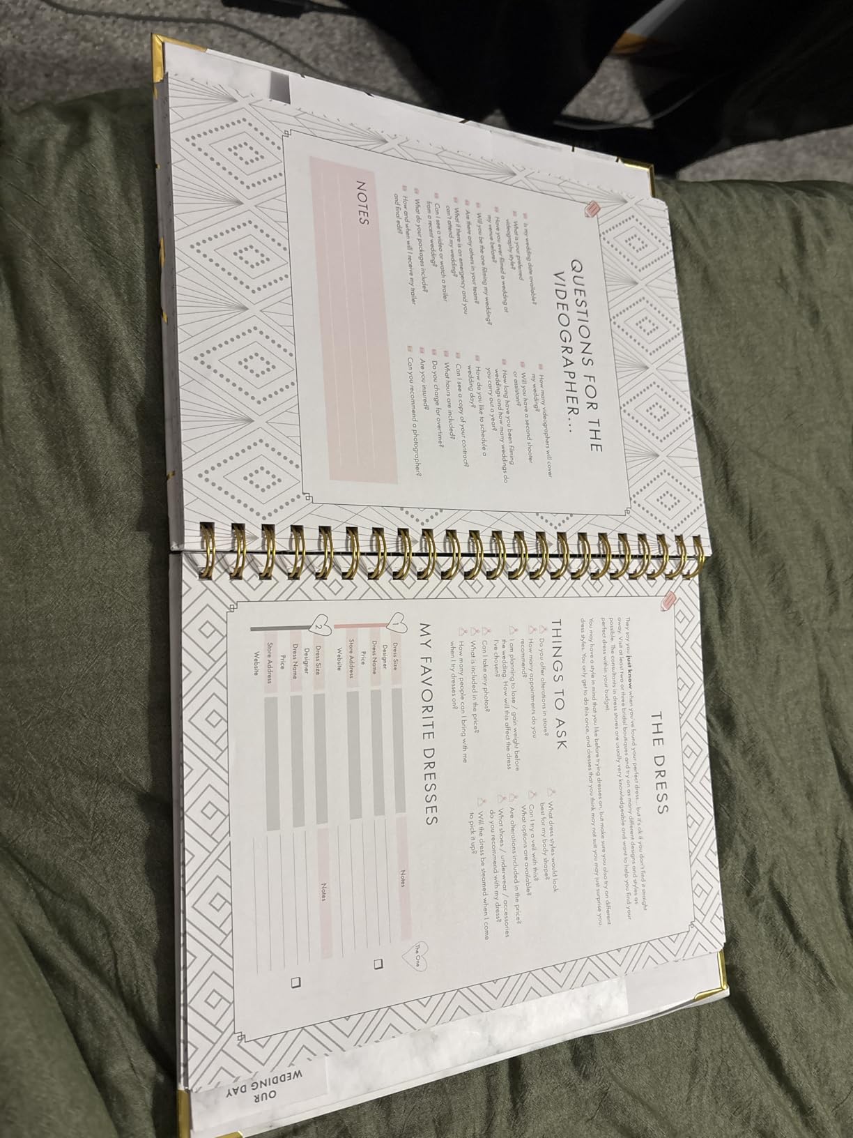 Wedding Planner Book and Organizer - Bridal Planning Binder with Countdown Calendar - Bride Gifts (FLORAL) customer photo 1